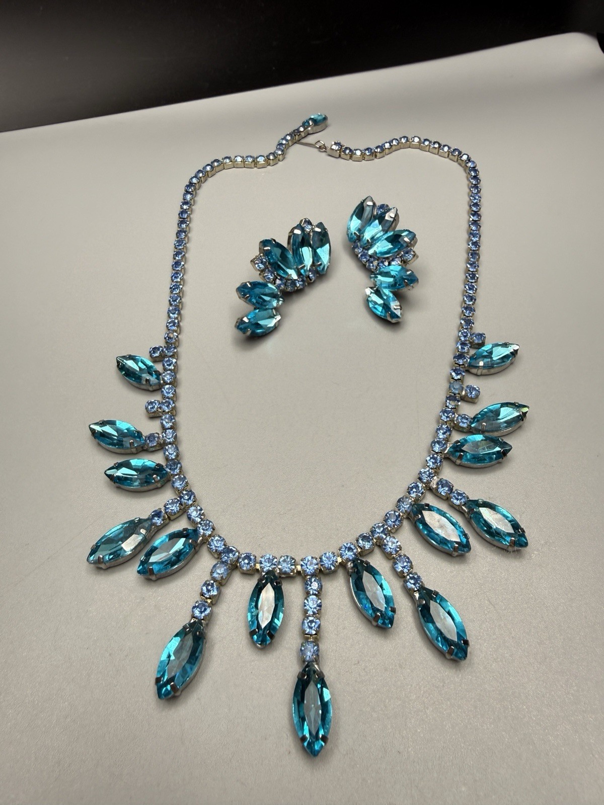 Necklace & Clip On Earrings Set Aqua Blue Rhinestone Fringe Style VTG 17” 50-60s