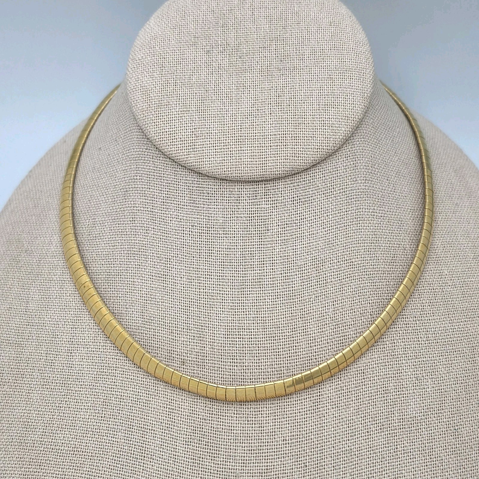 Vtg Omega Classic Choker Necklace Gold Tone 5mm Width 16″