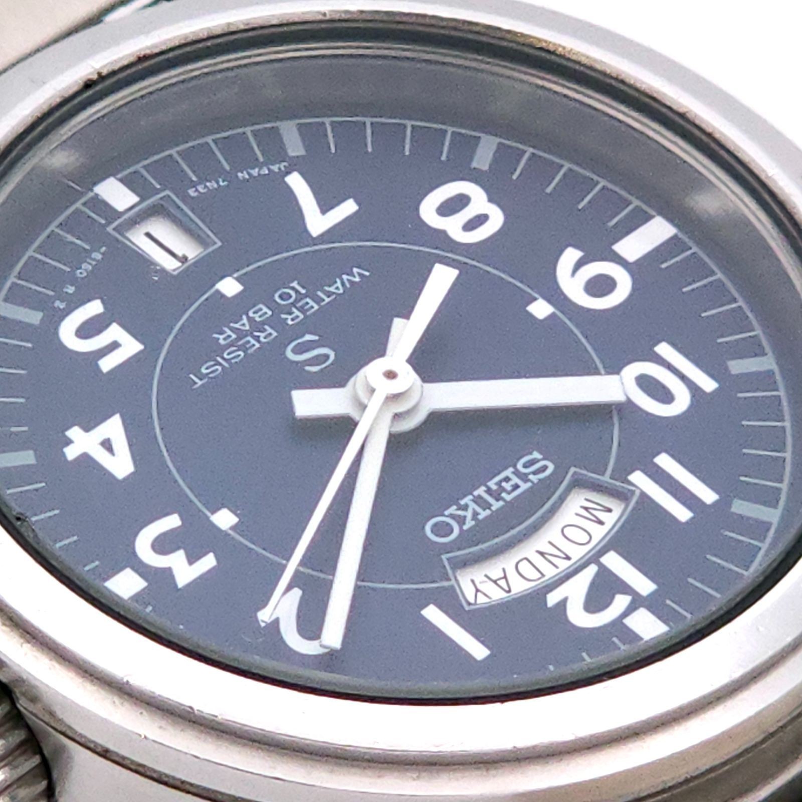 SEIKO Sus 7N33 6050 QZ Working Dark Blue From Japan