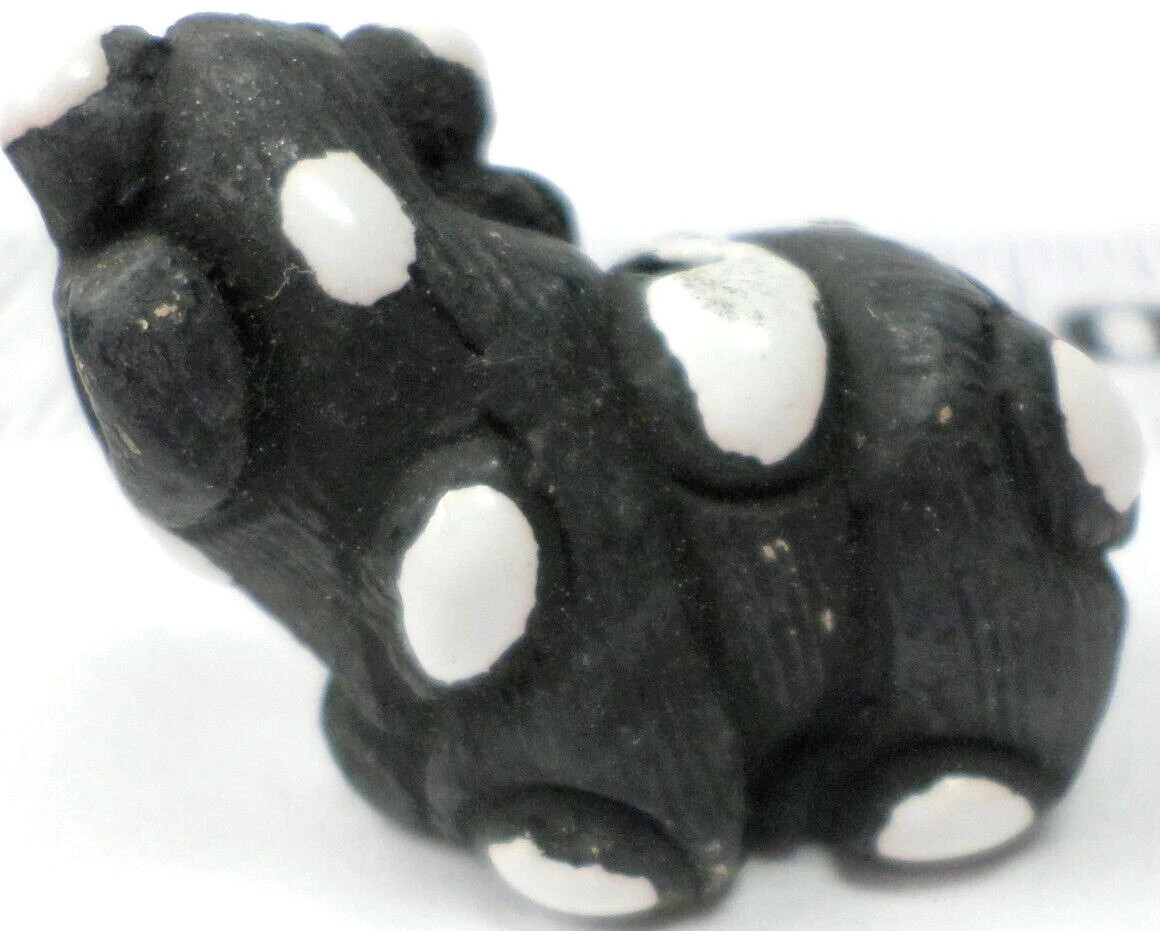 5 Vintage Ceramic Peru White Spotted Black Cow Animal Beads /Charms 26x26x18mm