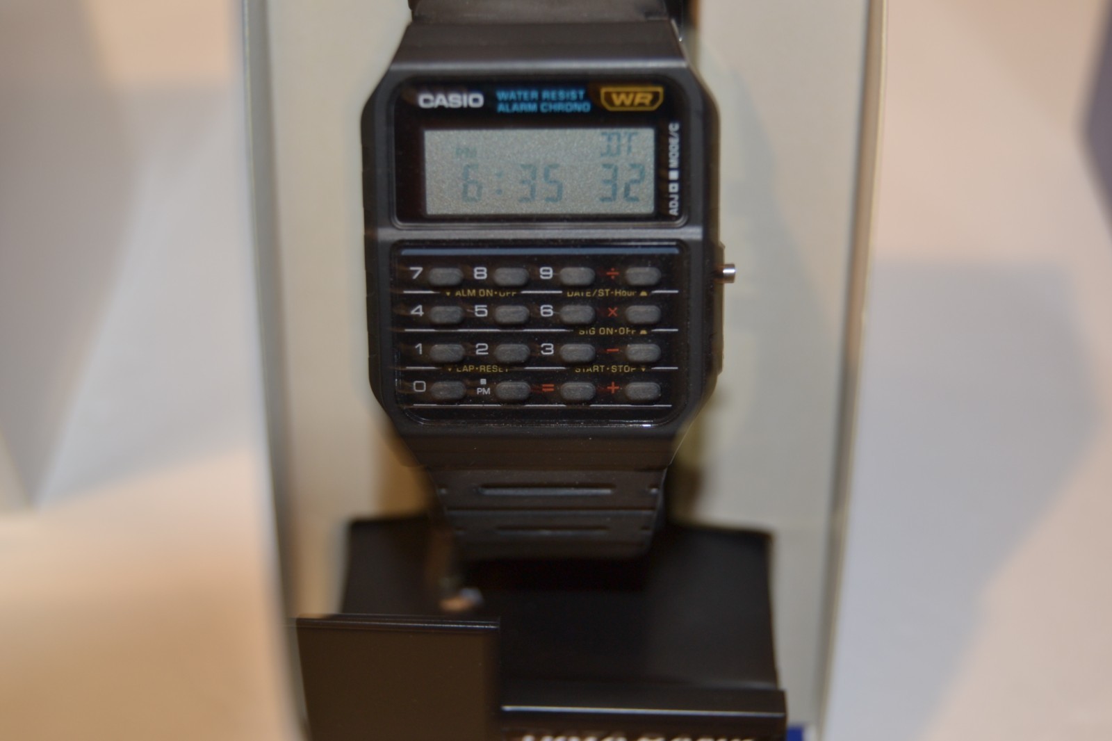 Brand New Casio CA53W1CR Calculator Unisex Watch – Black