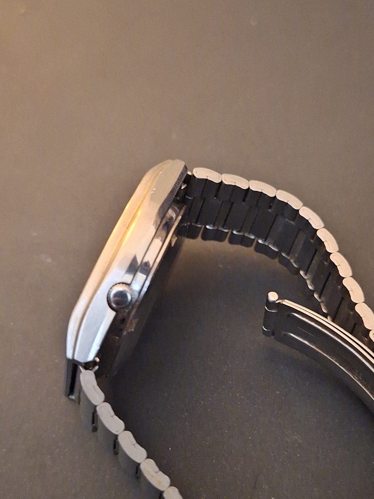 1970s TV Dial Seiko, Clean And Orginal, Arabic/English Day Variant.