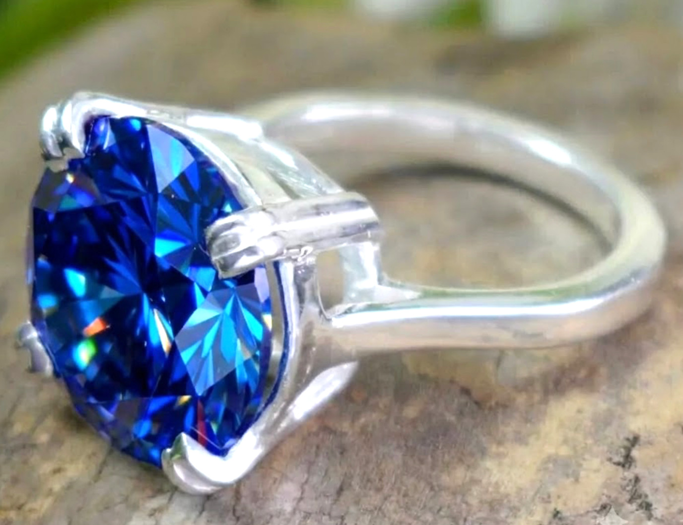 925 Silver, Elegant Azure Blue Diamond Solitaire Ring, 11 Ct Certified Treated