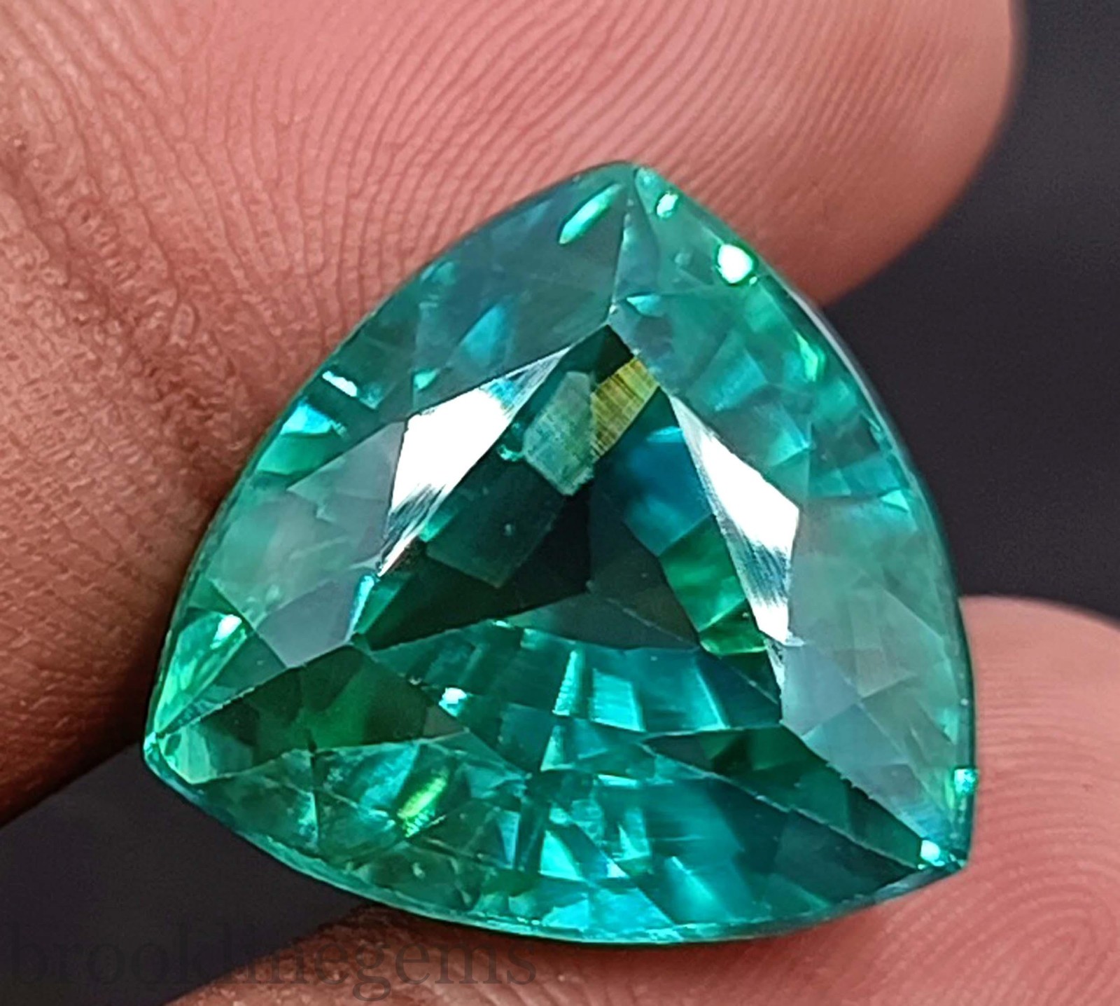 22.65 Ct Natural Green Emerald Trillion Cut Loose Gemstone EGL Certified “5NSK
