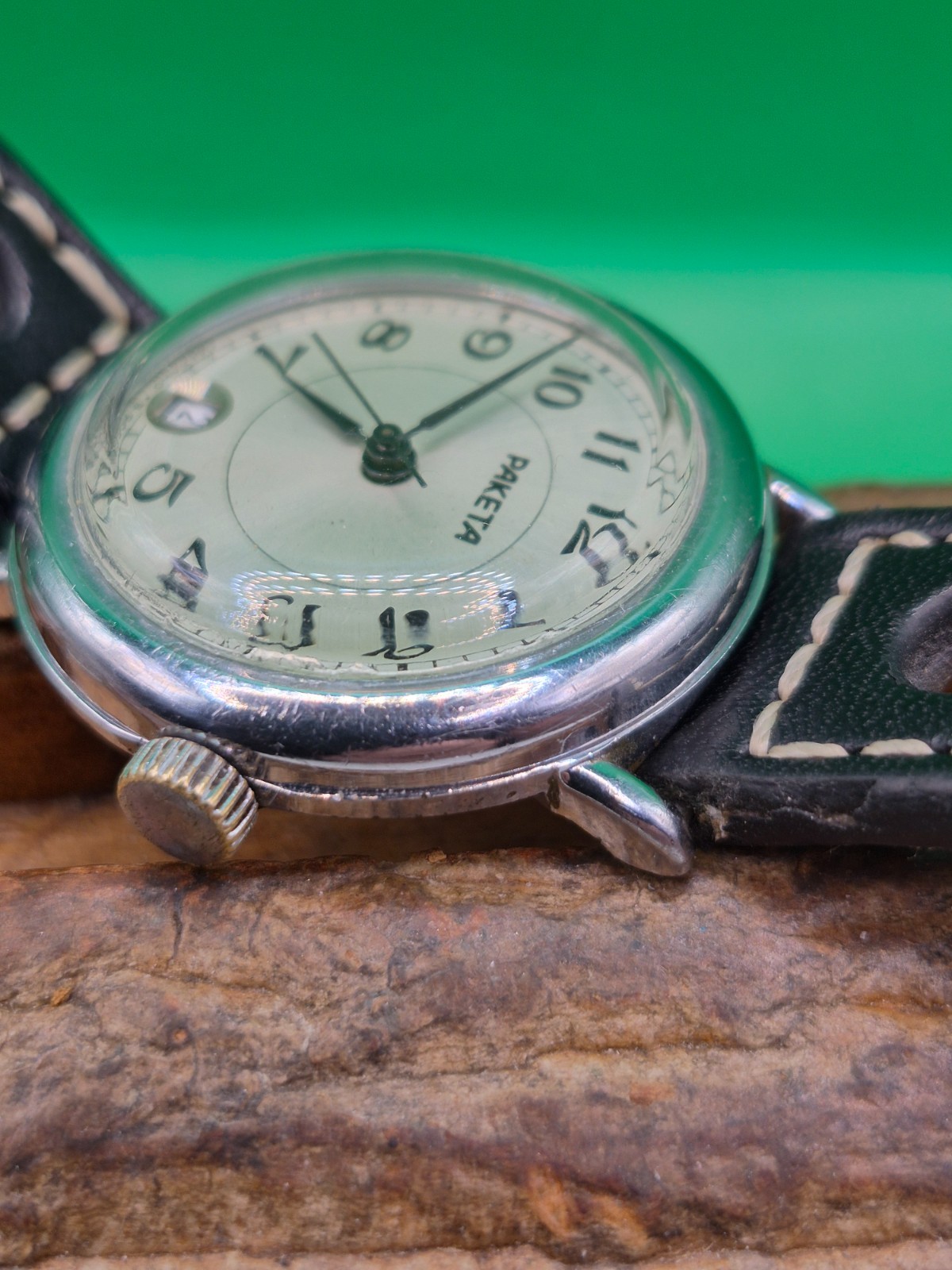 Vintage Soviet mechanical wristwatch RAKETA 2614 H.