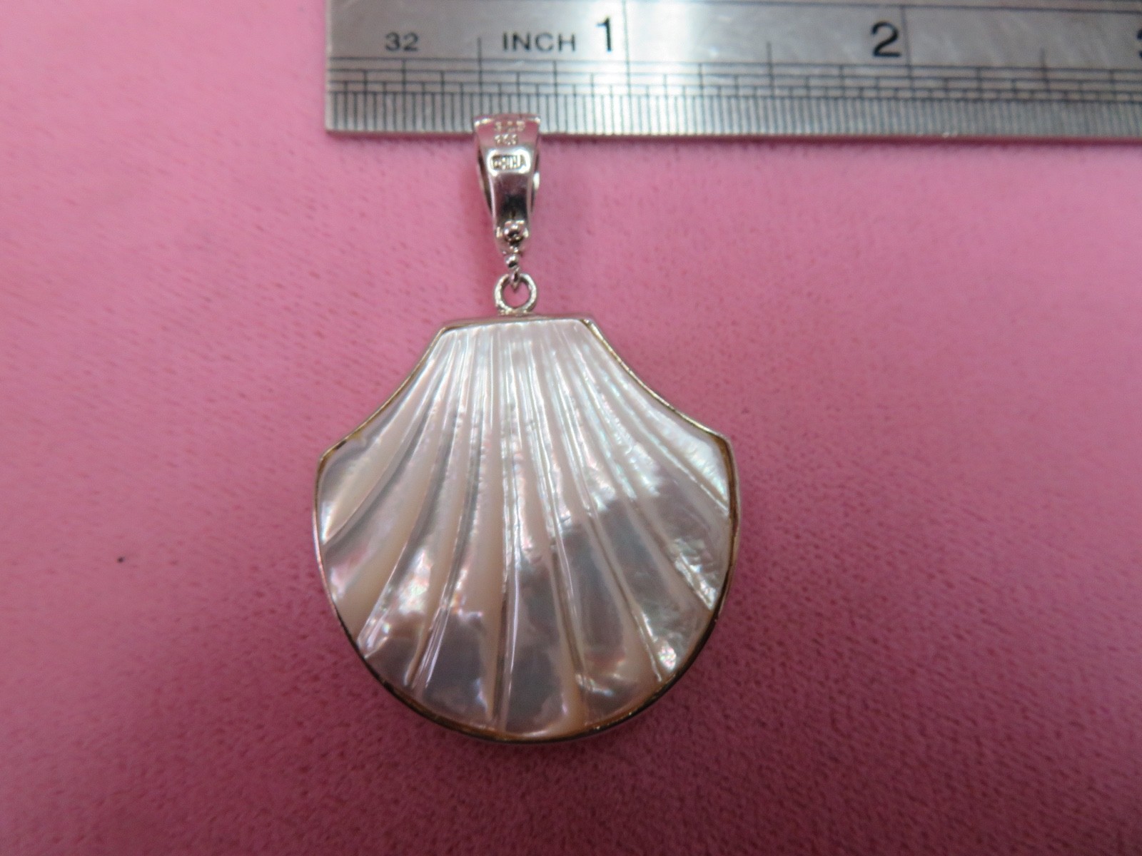 GSJ 925 Sterling Silver Mother of Pearl & Pearl Pendant 9.99 Grams