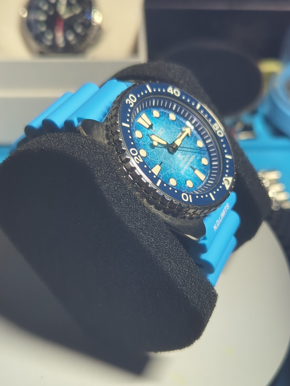 Mint Seiko Prospex Blue Unisex Adult Watch – SRPH59 Full Set