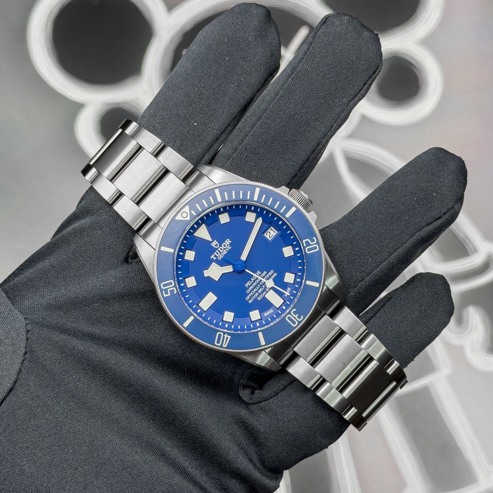 TUDOR Pelagos 2025 Full Set Excellent Condition 2x Rubber Straps