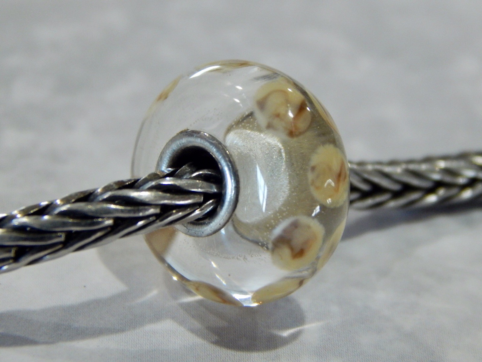 TROLLBEADS Fur Dot BEAD #1 RARE & RETIRED 2008 MUSEUM BEAD (ONE BEAD) NEW!