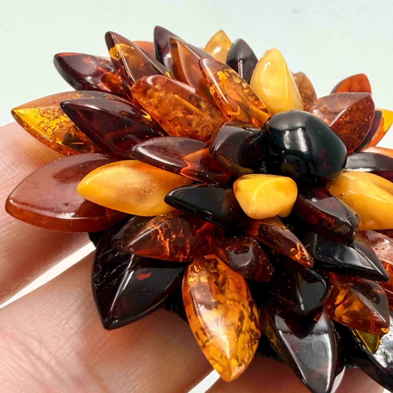 Baltic Amber Flower Crocheted Yarn Backing Pendant Statement Chrysanthemum