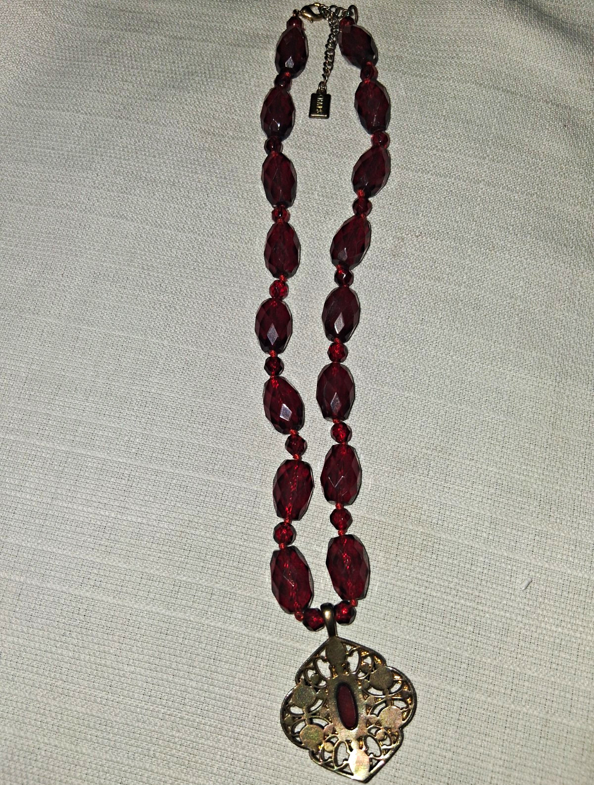 Red Beaded Necklace Ball/Bead Chain Gold Tone Filigree Charm Pendant Lobster