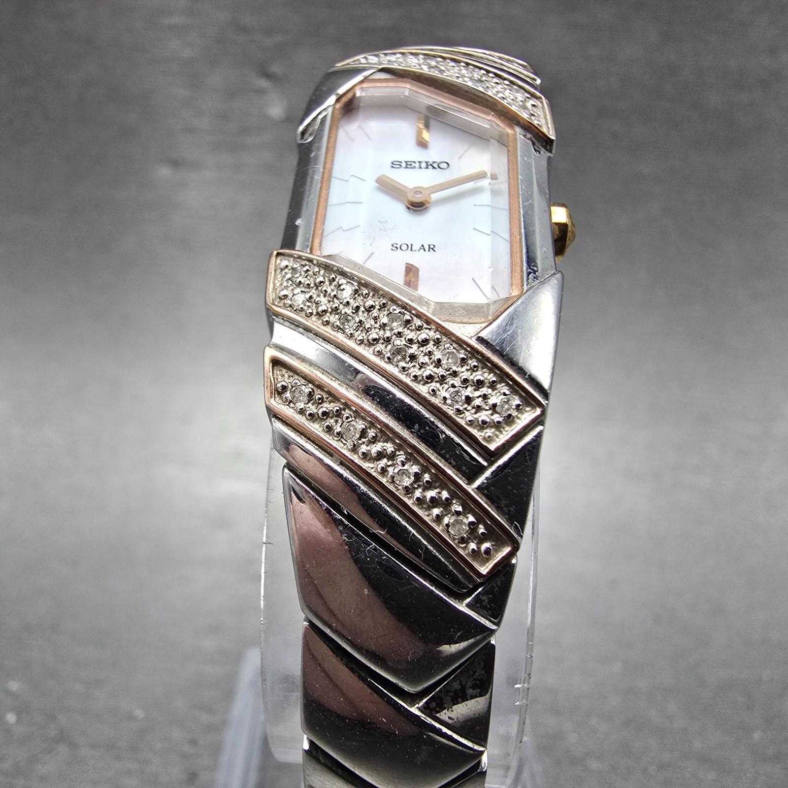 Seiko Solar Tank Watch Women 15mm MOP Dial Two Tone Rectangle V116-0AJ0 Runs