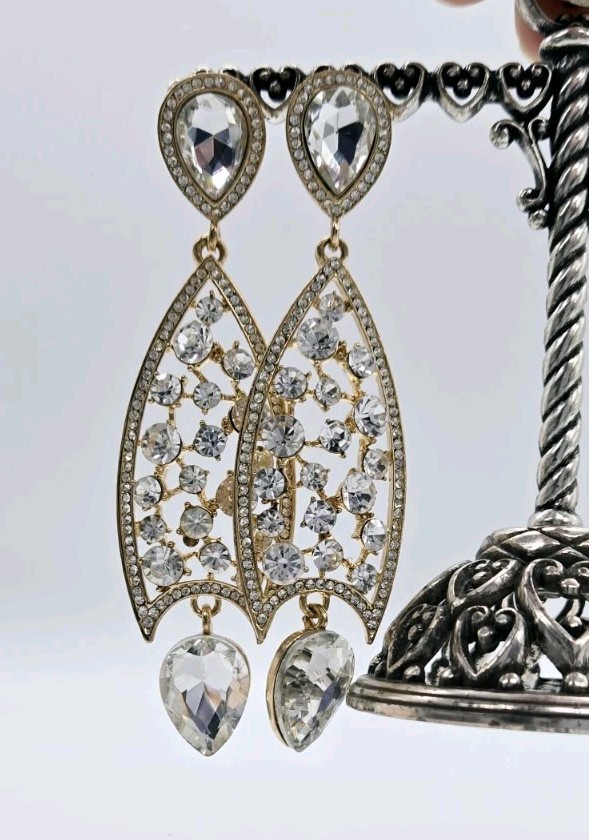 Chandelier Earrings Crystal Pierced Gold Tone Dangling Bridal 3.75 in Couture