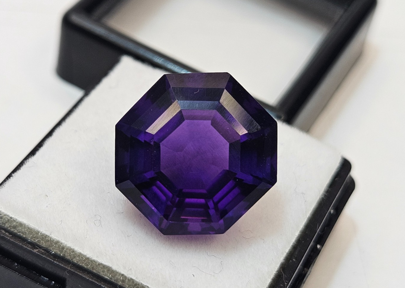 Amethyst 12+ Ct Natural Purple Hexagon Cut Loose Gemstone For Ring & Stud Making
