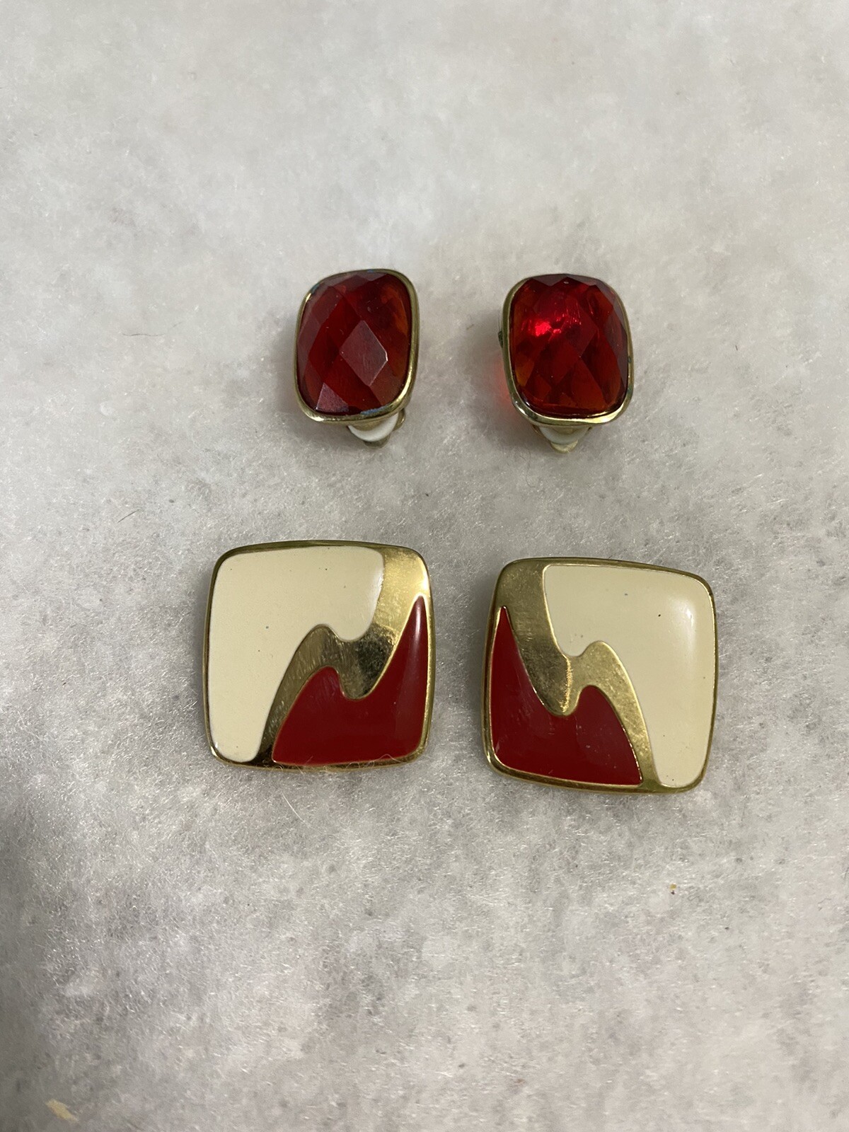 Estate Find Lot Of Gold Tone Earrings X 5 Used