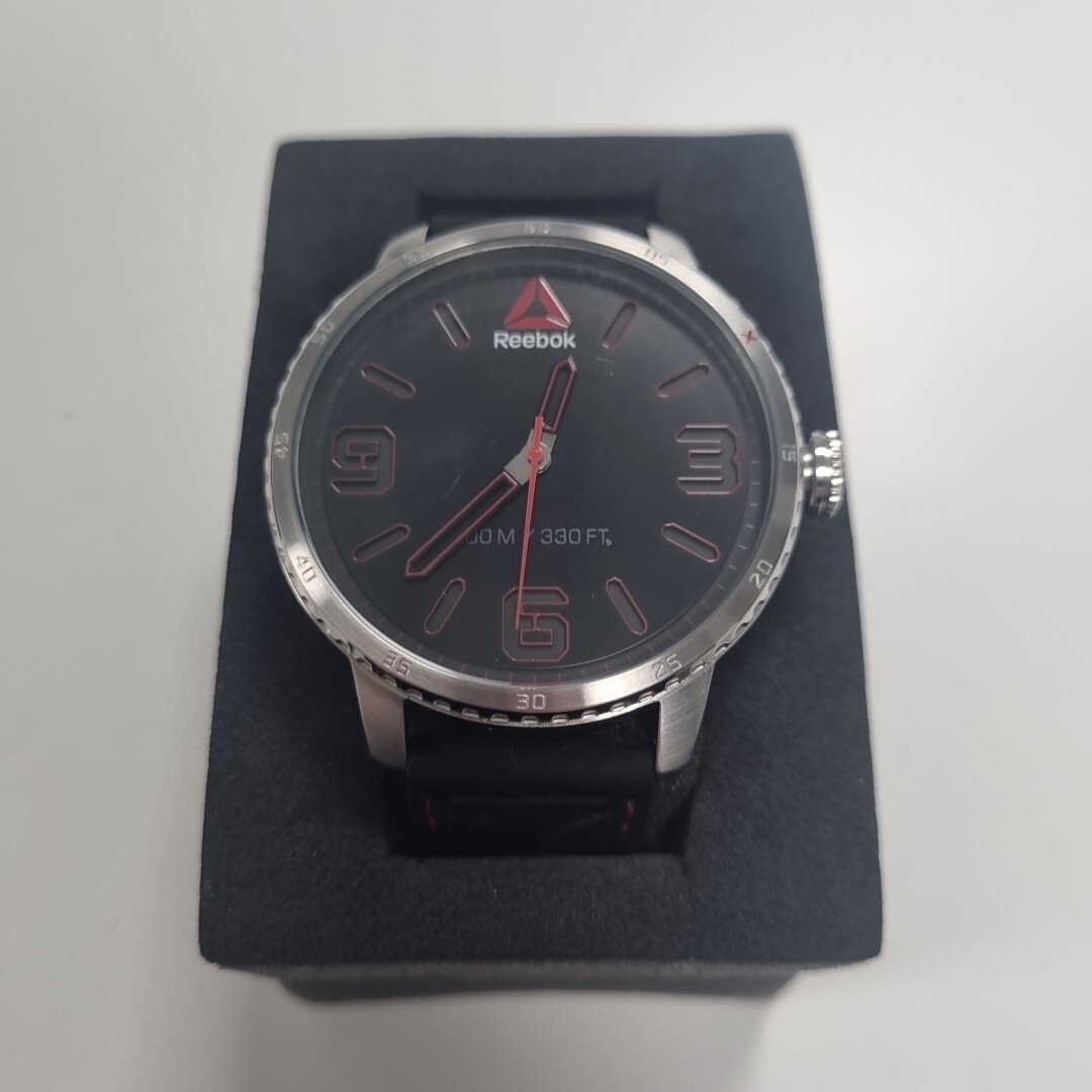 Reebok Stride Wristwatch 47mm Silver/Black Men’s Watch RD-STE-G2-S1IB-BR New