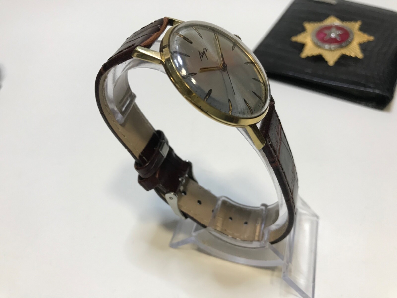 Vintage Luch Ultra Slim Retro USSR Fashion Dress watch Mechanical 2209 23J Au10.
