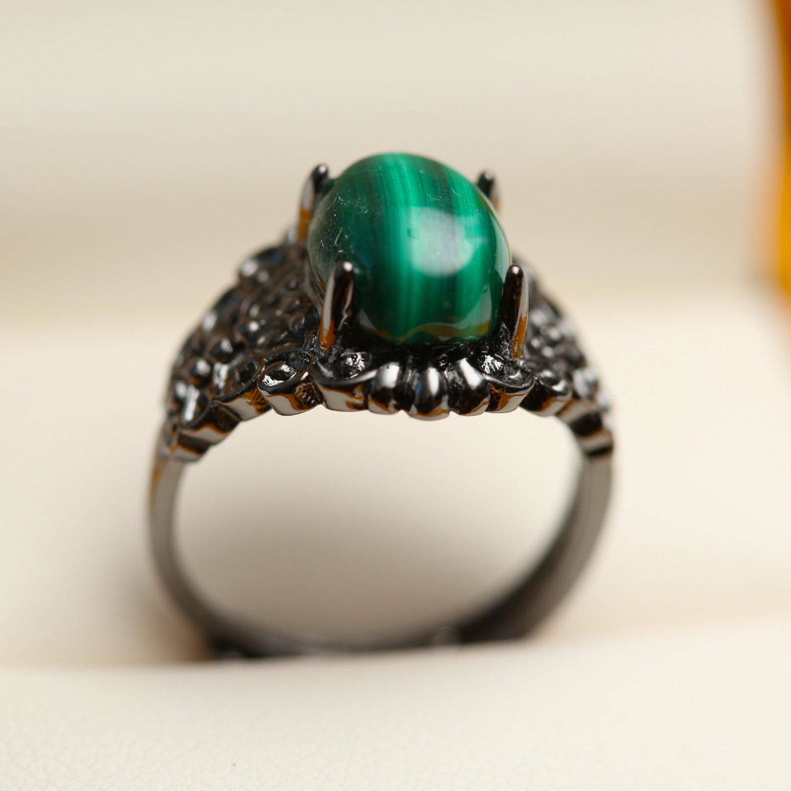 Genuine Malachite Handmade Ring Jewelry Gift + Elegant CASE 555-00