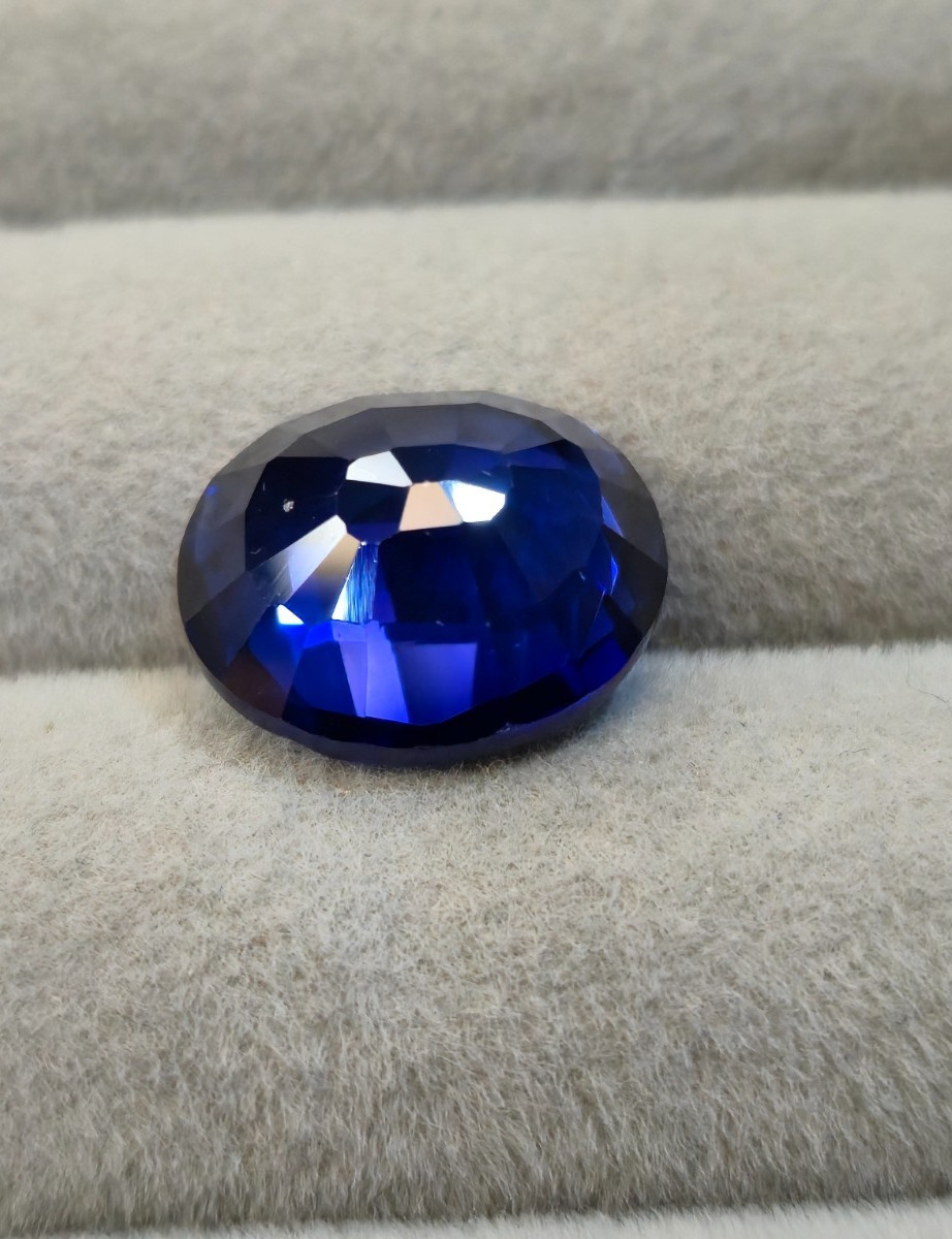 Royal Blue Sapphire 10-12 Ct Oval Shape Certified Loose Gemstone SB1400