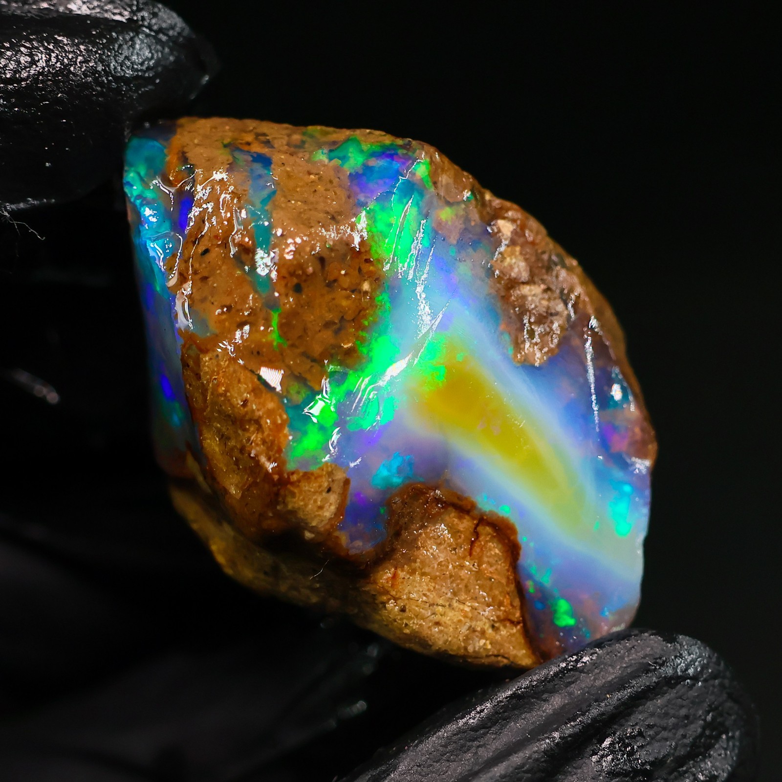 Natural Ethiopian Welo Opal Rough 73.45 Ct Gemstone – Bright Play of Color Fire