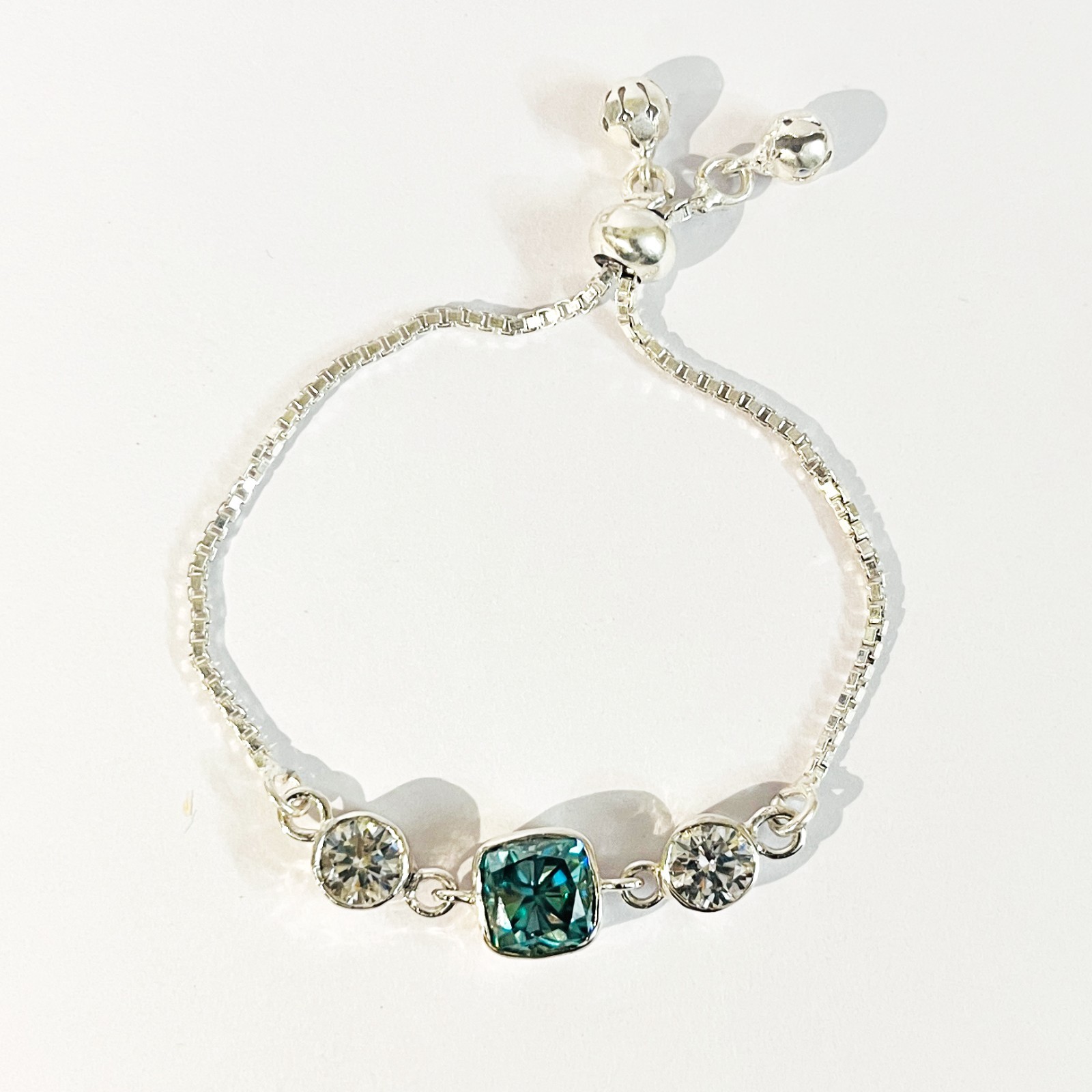 Pretty 5 Ct. 7.5″ Cushion Cut Blue & White Diamond Bracelet In 925 Silver