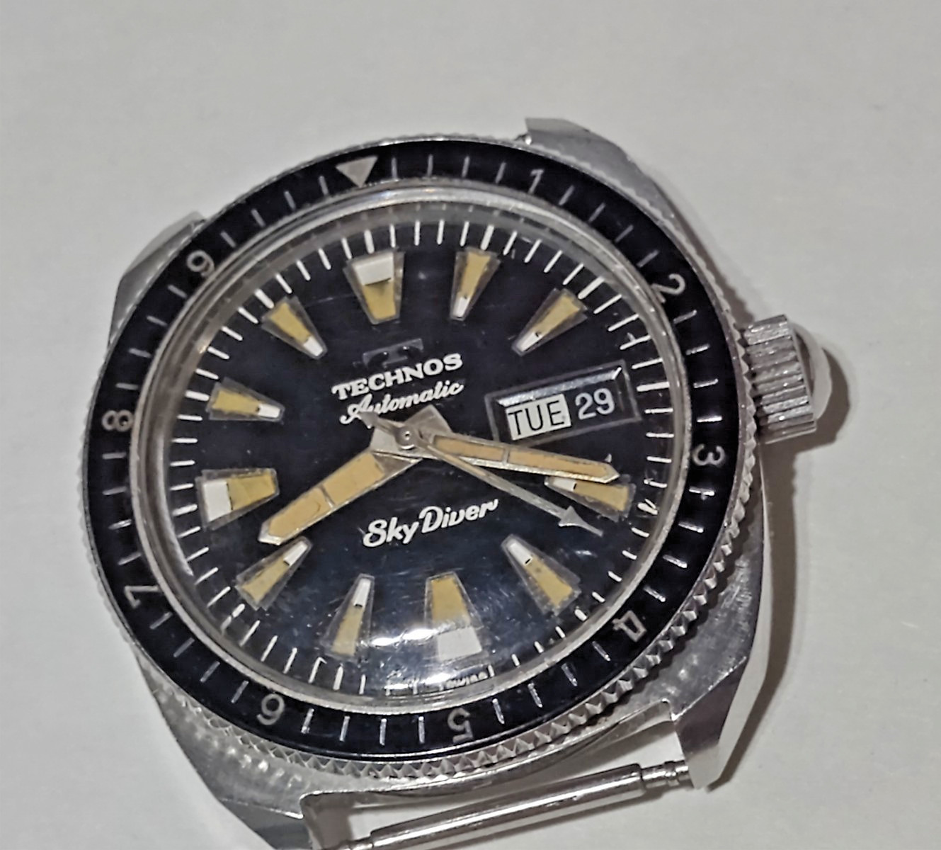 VINTAGE TECHNOS SKY DIVER 250m ORIGINAL DIAL BEZEL 38MM CA 1960s