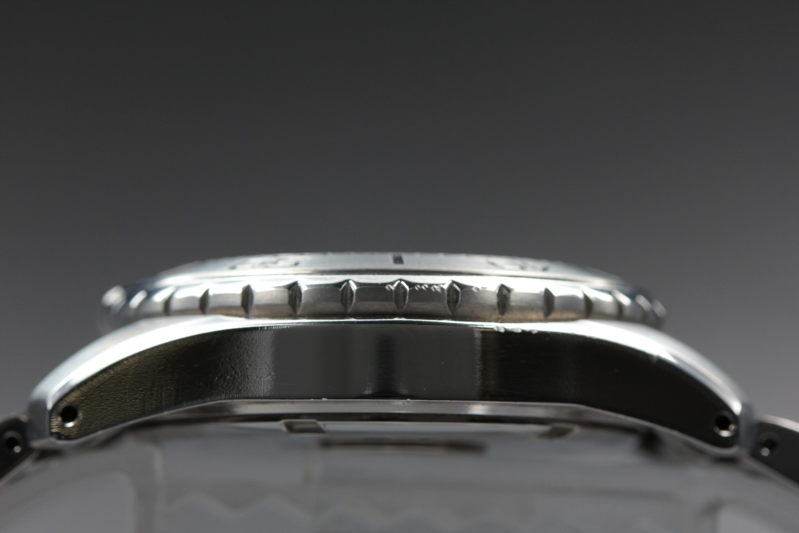 [N MINT w/ BOX] SEIKO Prospex Diver’s V147-0AW0 Titanium 39mm Solar Men’s Watch