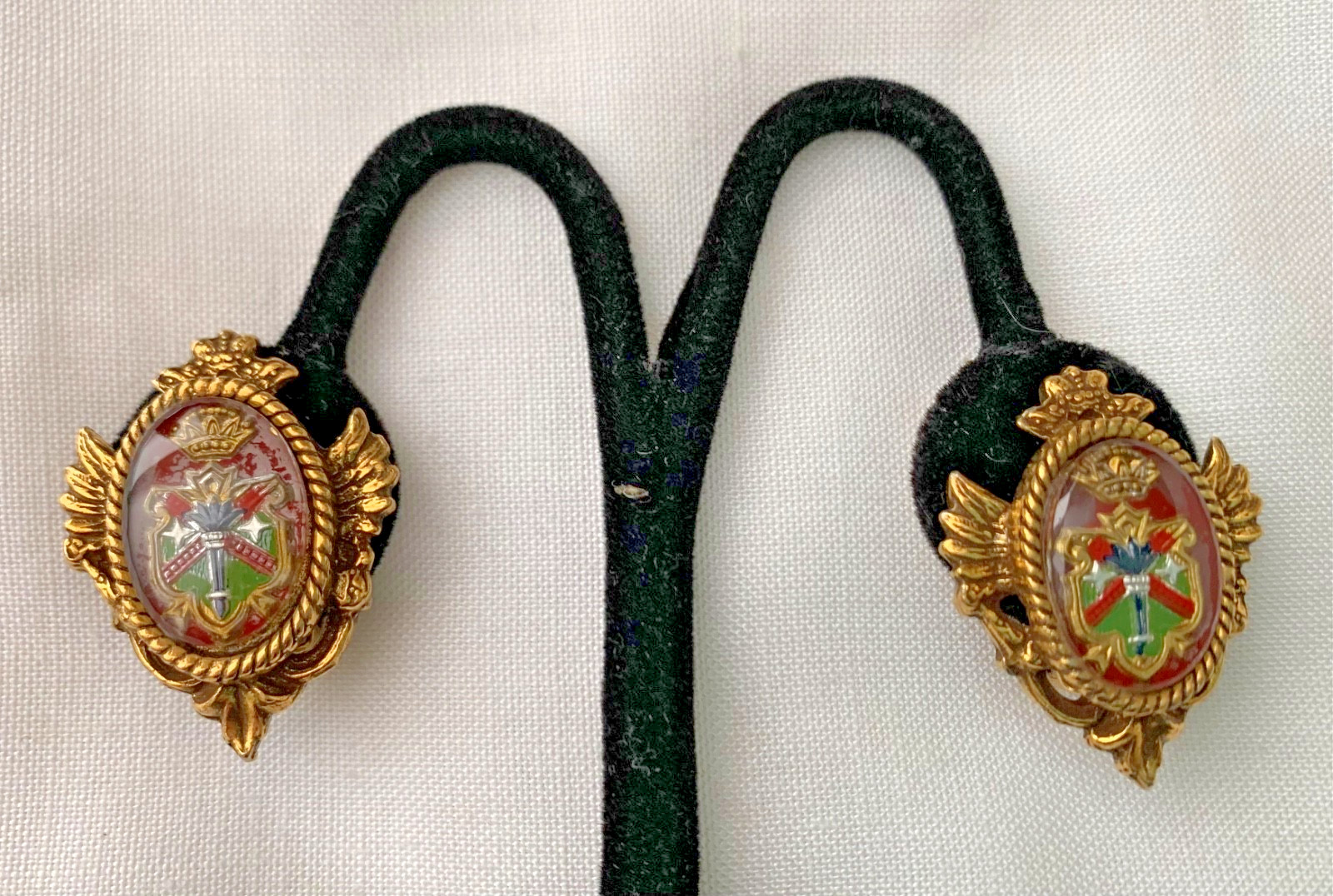 Coat of Arms Enamel Bracelet and Earrings – Heraldic Lion Passant – High Quality