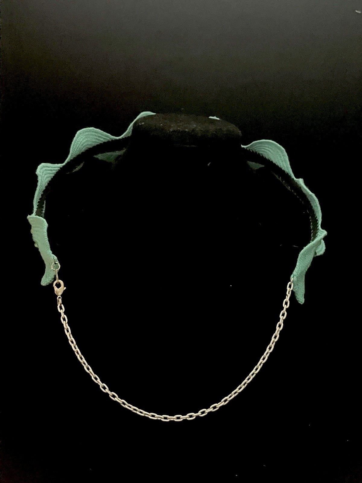 Green Turtle With Gems Spring Action Choker, Hand Made, MiaChavi Geekery