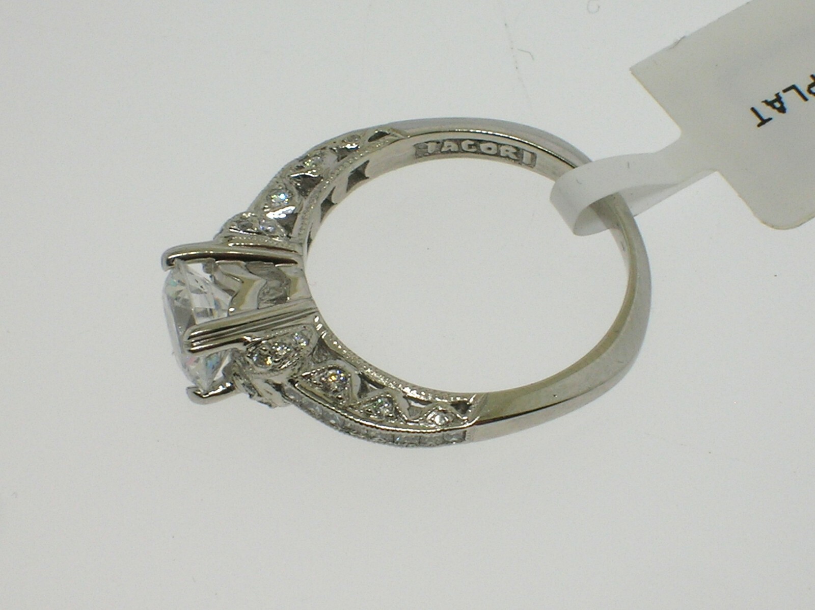 TACORI PLATINUM SETTING 0.36 CT DIAMONDS – SIZE 6.5 US – RETAIL $4,820.00
