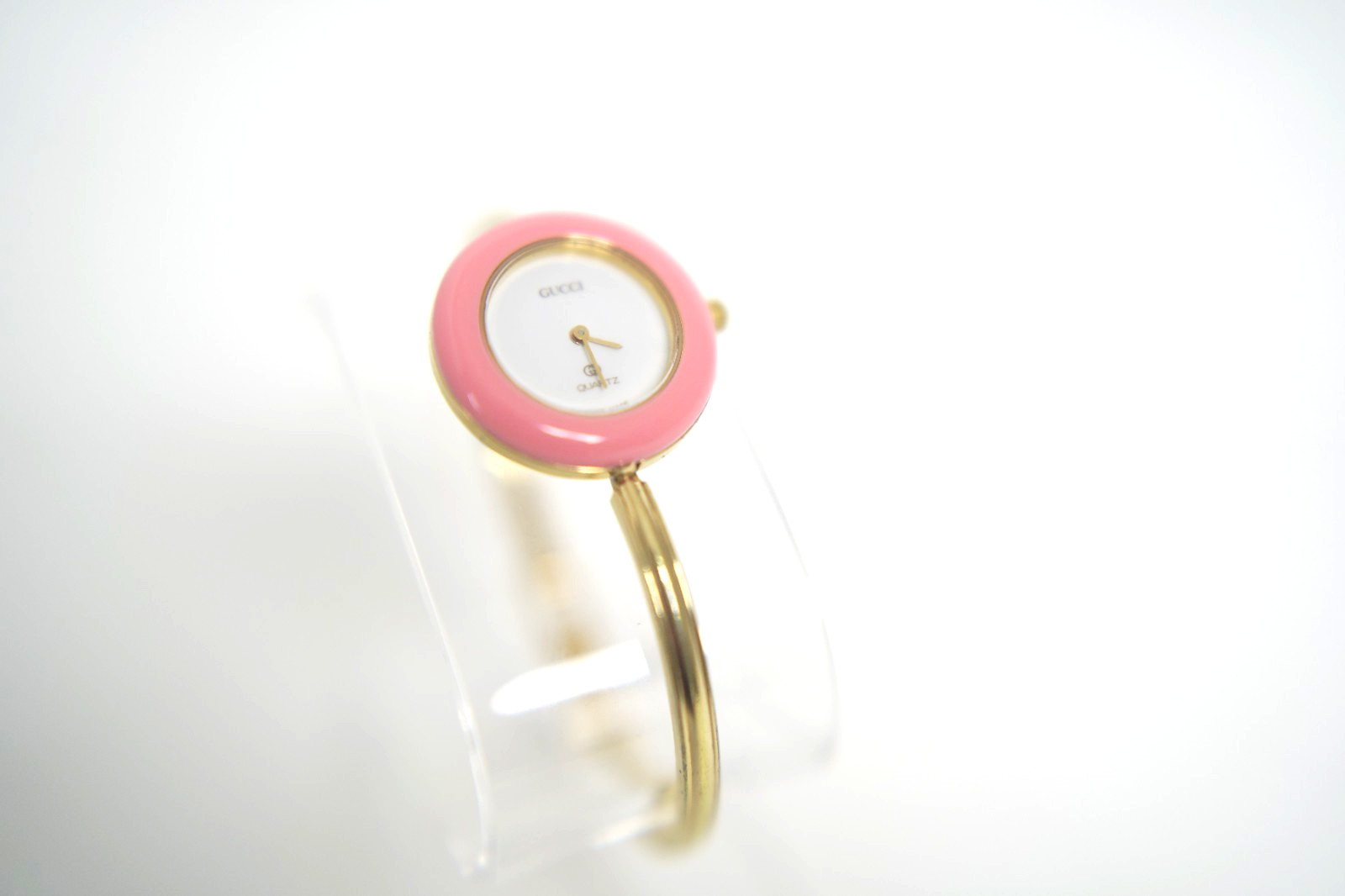 Gucci 11/12.2 Women’s Swiss Quartz Watch – New Battery – Running