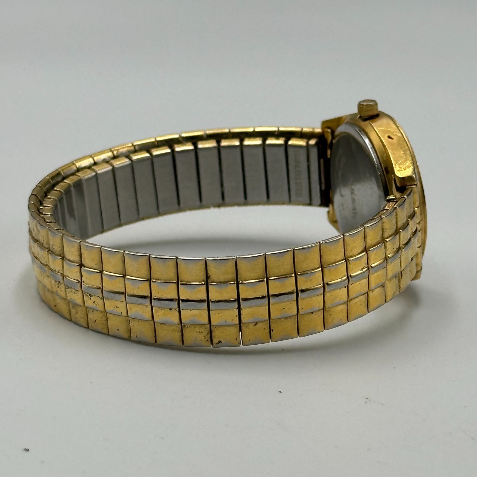 Pulsar Watch Women Gold Tone Round Easy To Read Dial Date Window New Battery