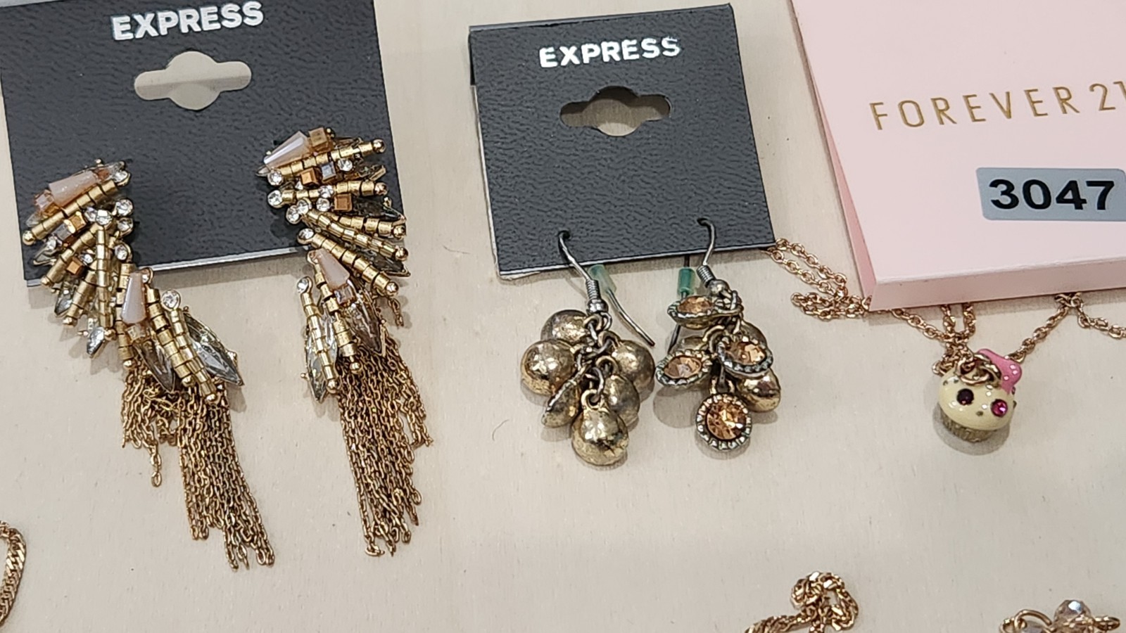 Women’s Fashion Jewelry Lot – 10 Pieces Beautiful mixed lot of women’s fashion