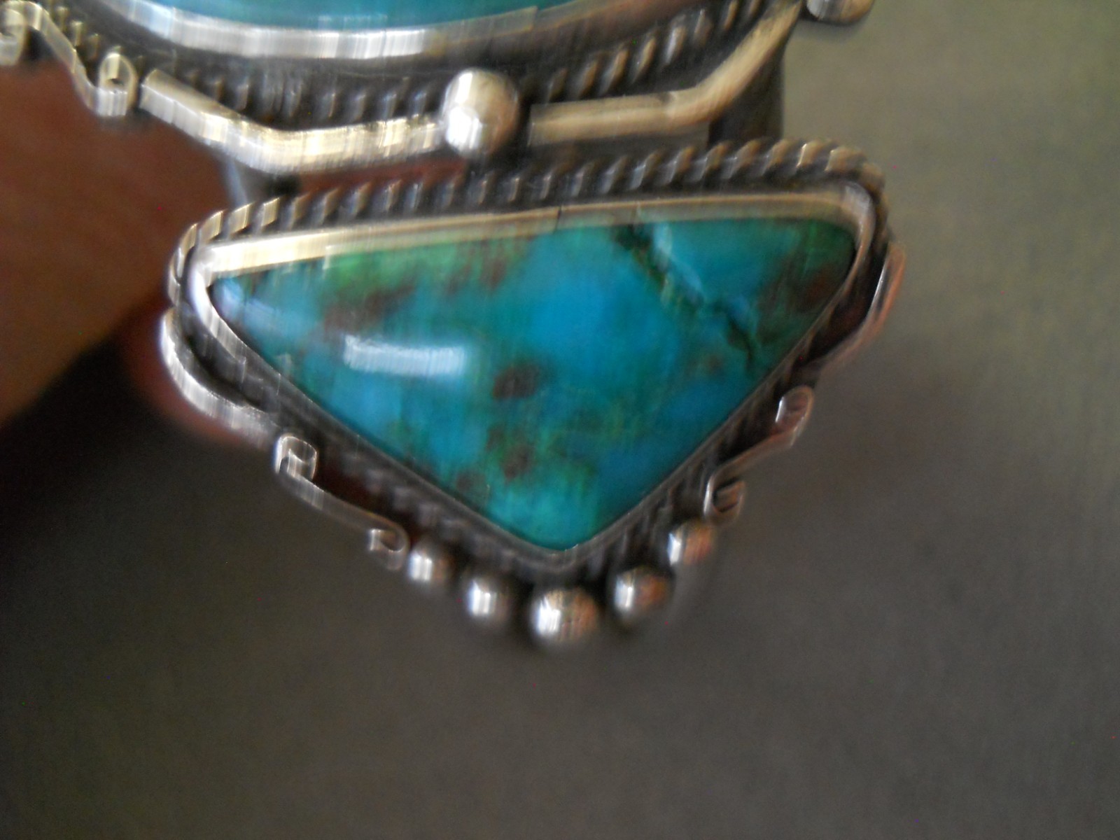 Native American Rich Blue Chrysocolla Sterlin Silver Cuff Bracelet 54g 2″ center
