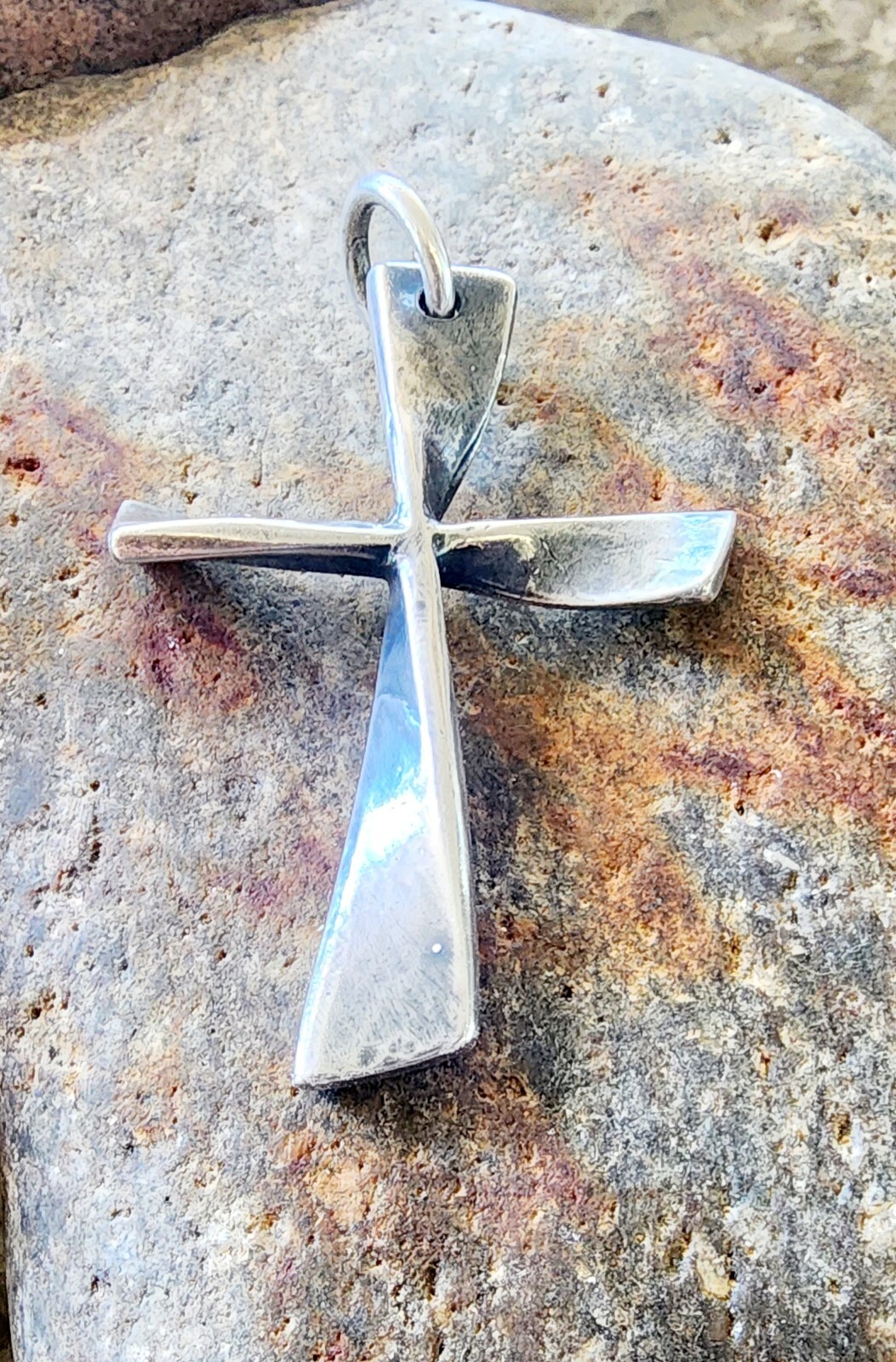 Rare Large James Avery Twist Cross Pendant Unisex, Neat Piece! 7.69 Grams