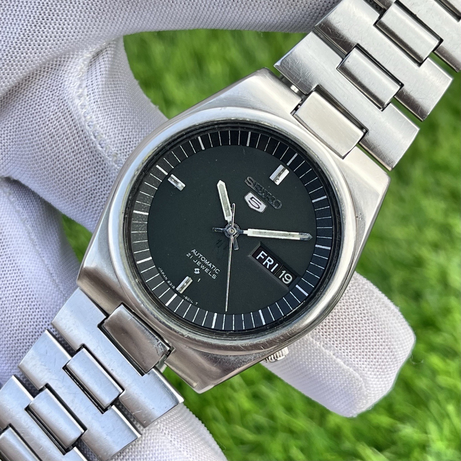 Vintage Seiko 5 Automatic 17J Dress Formal Japan Made Men’s Watch 6319-6010