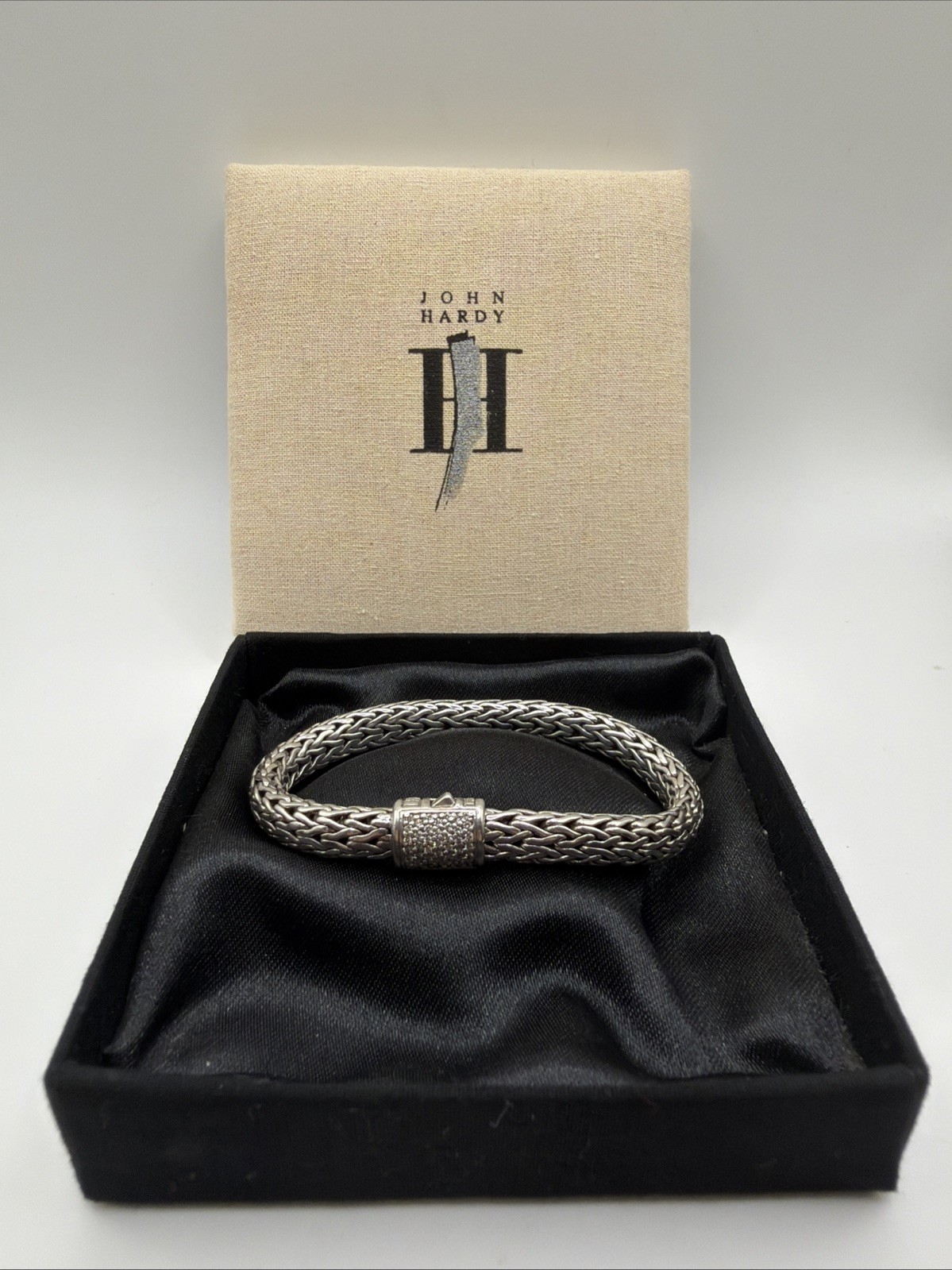 John Hardy Sterling Silver & 18k Classic Chain Icon Diamond Bracelet 7 5/8” 7mm
