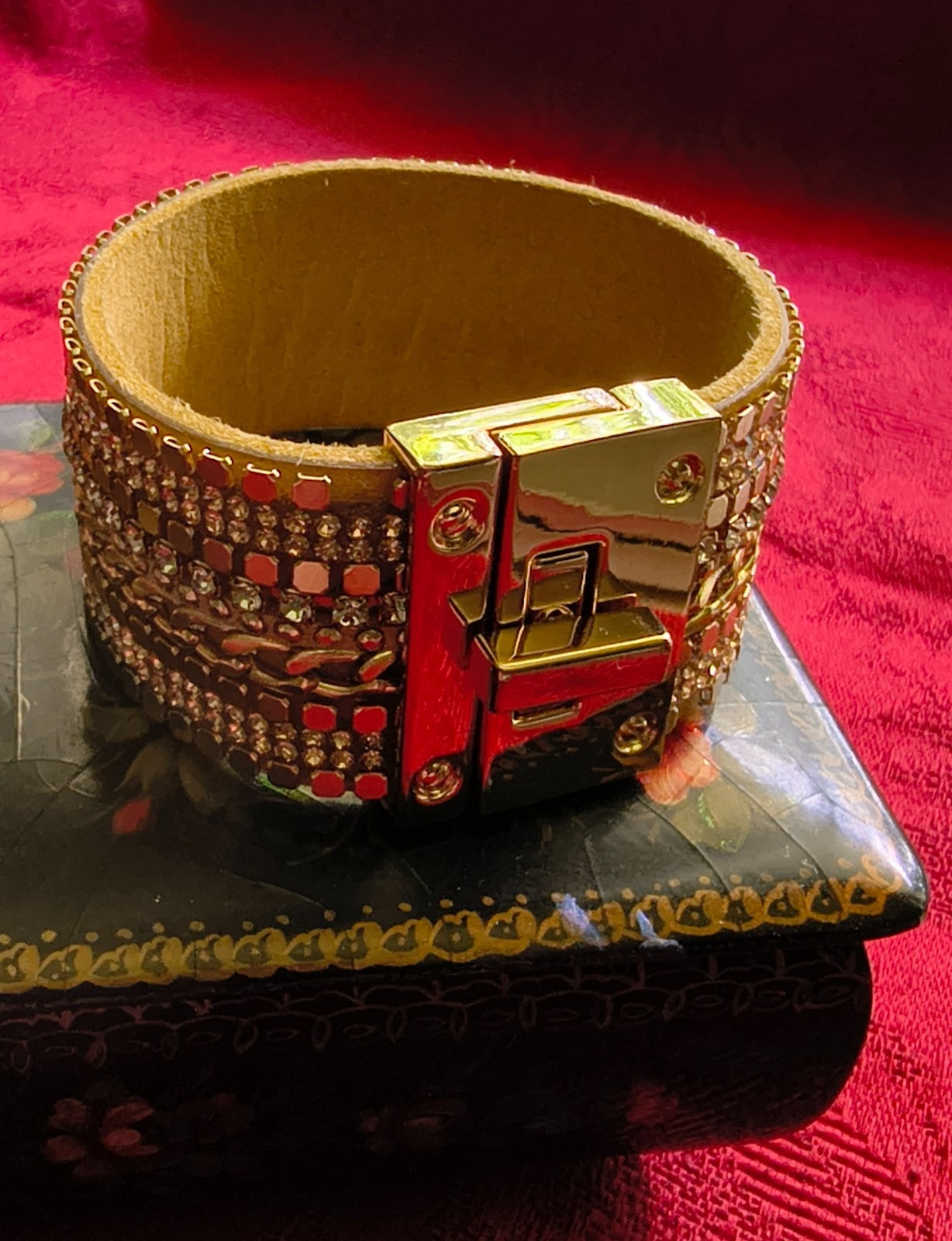 Box of jewelry for all ages. Vintage & contemporary. Branded, artisan, & more.