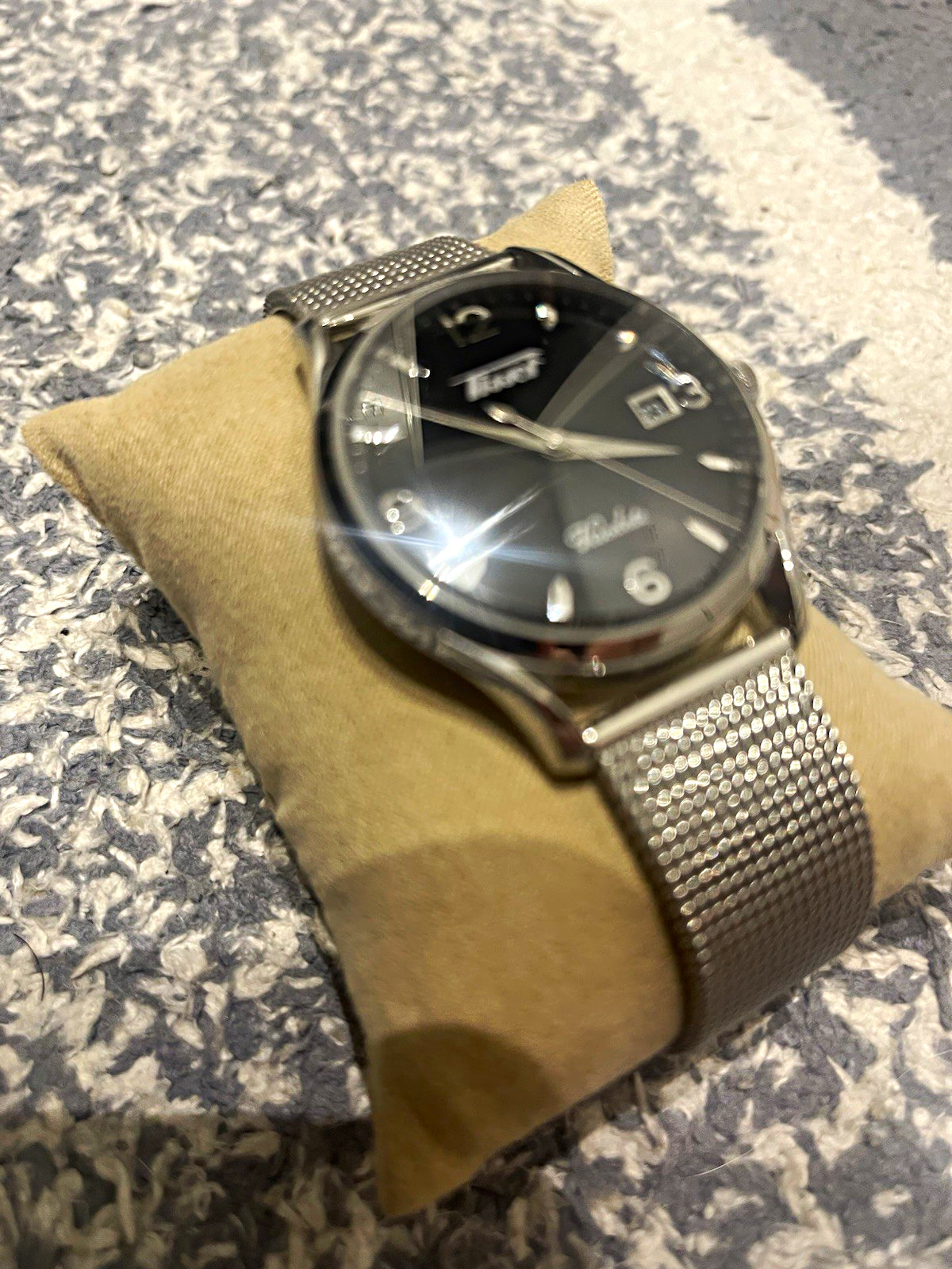 Tissot Visodate Quartz Date Black Sunburst Dial Silver Milanese Mesh Bracelet