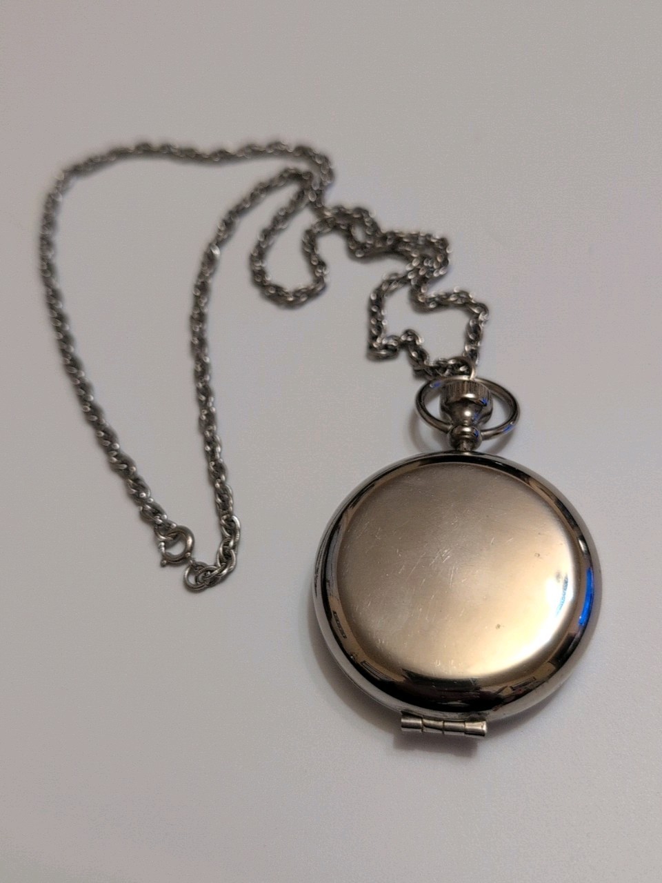 Vintage Circa 1930’s Estee Lauder Silver Tone Pocket Watch Compact Necklace