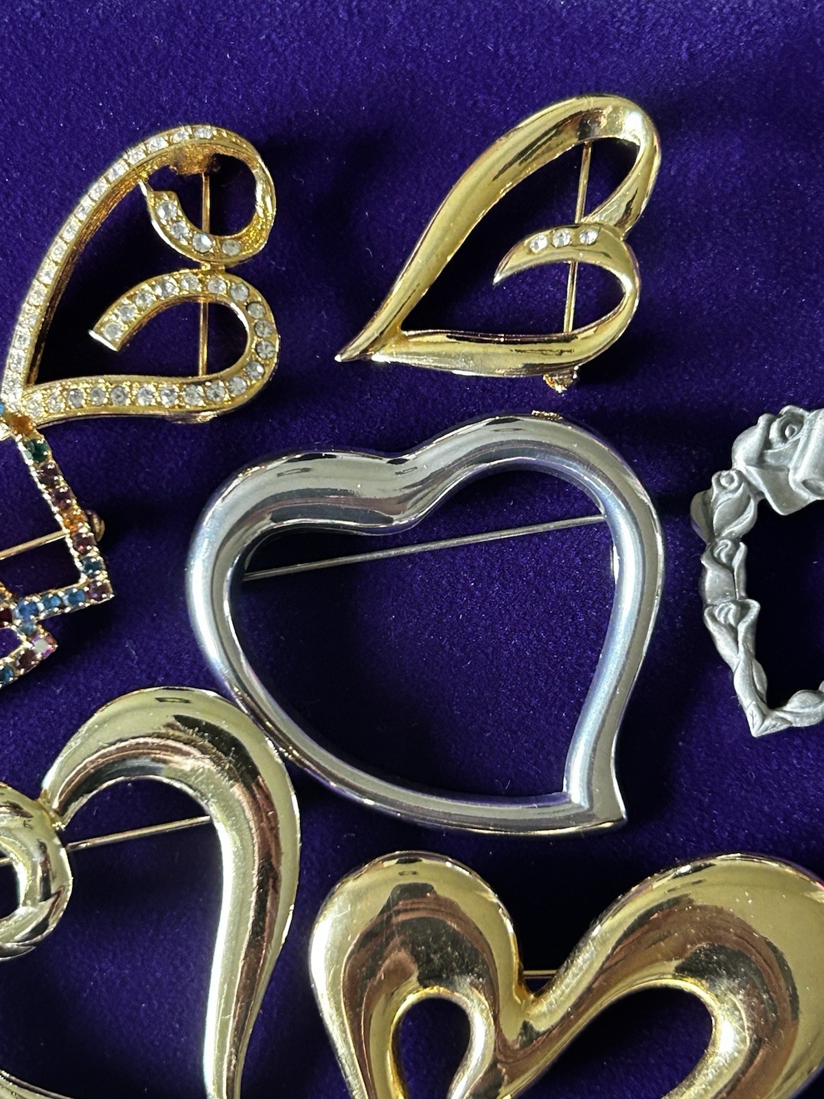 Large Lot Vintage Heart Valentine’s Brooches Inc. Gerry’s Longaberger PD