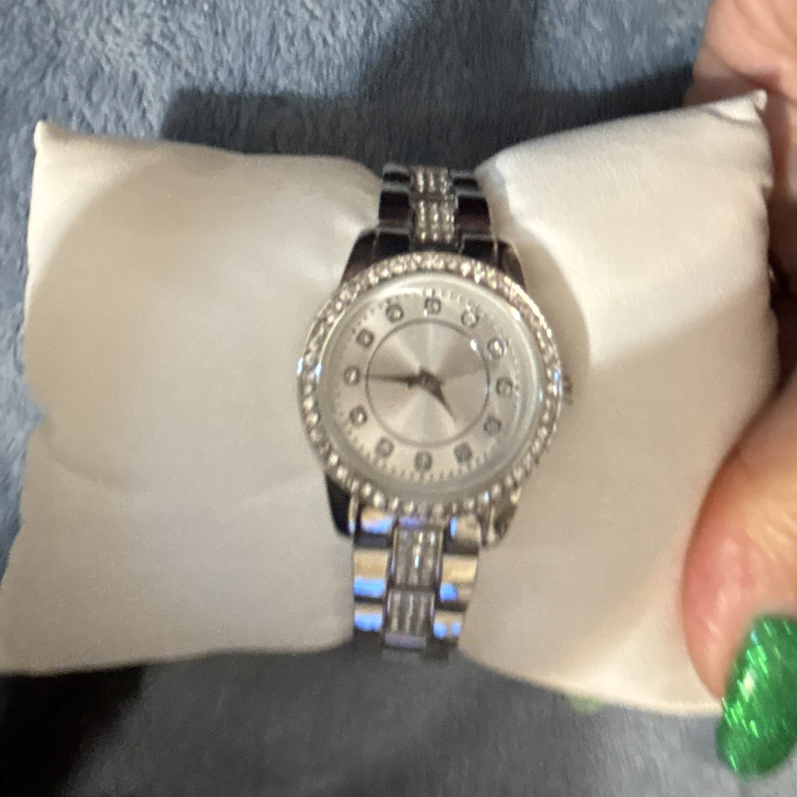 Women’s Silver Tone Analog Bracelet Wristwatch Arabic Numerals Dress Formal