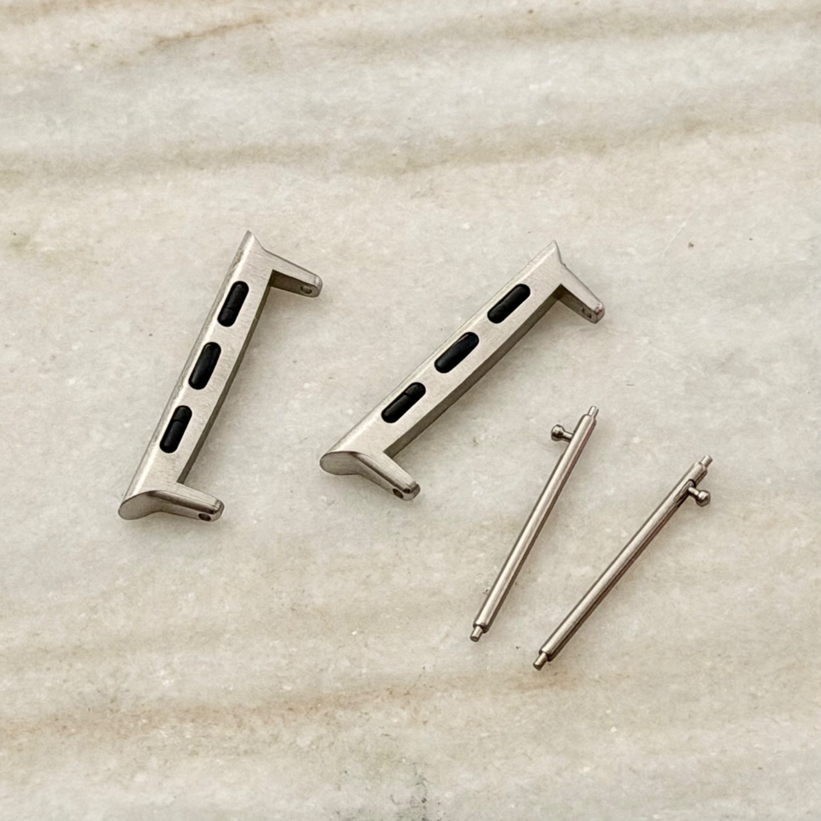 Apple Watch Band Connectors, 24mm Strap Adapters, Stainless Steel, Gold, Silver