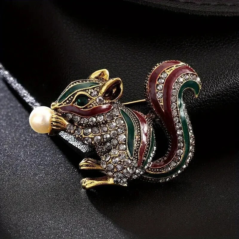 Squirrel Brooch Red/Green Women Alloy Enamel Animal Brooch Fashion Clothing