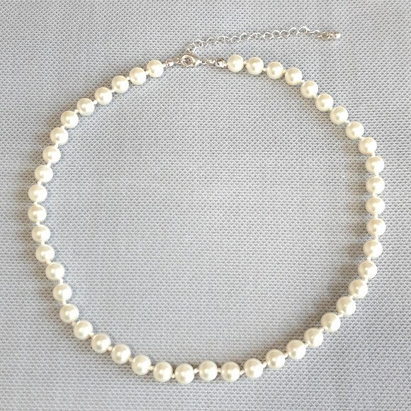 Women’s Faux Pearls Choker Necklace White/Beige 8 in + 3 in of extension