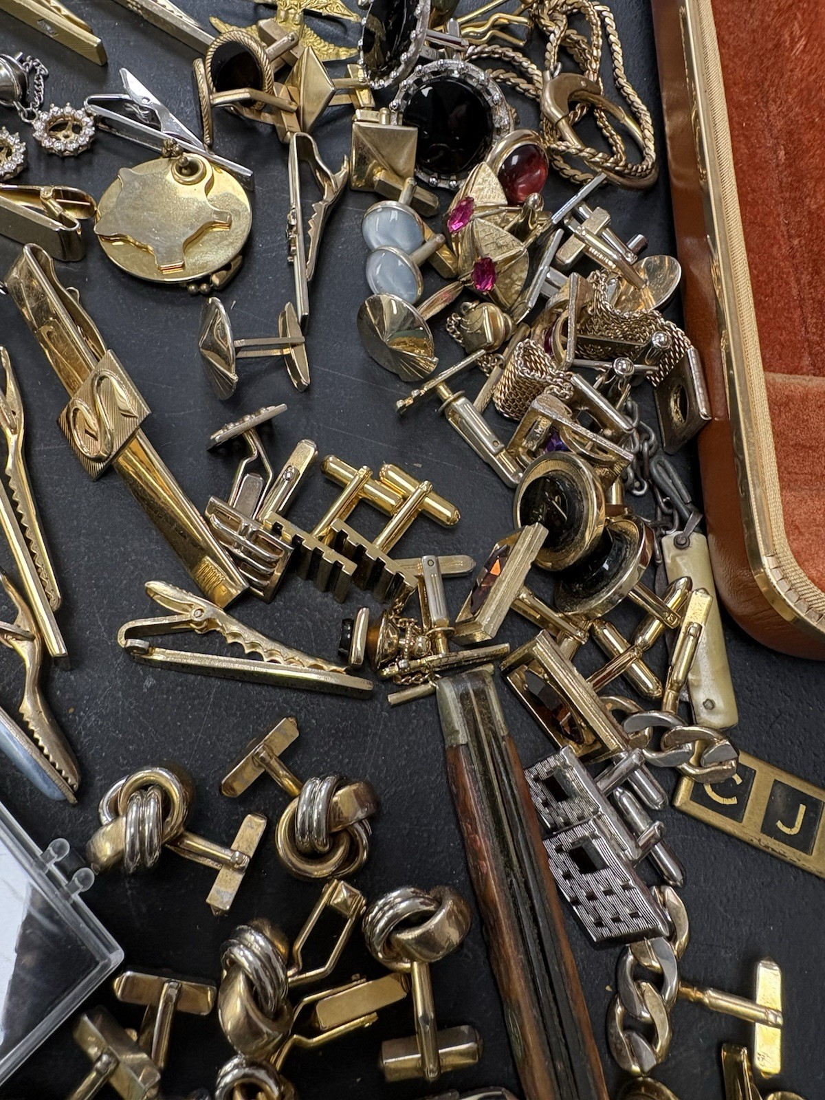 Huge Vintage Men’s Cufflink Pocket Watch & Jewelry etc Lot over 150 PC LOT