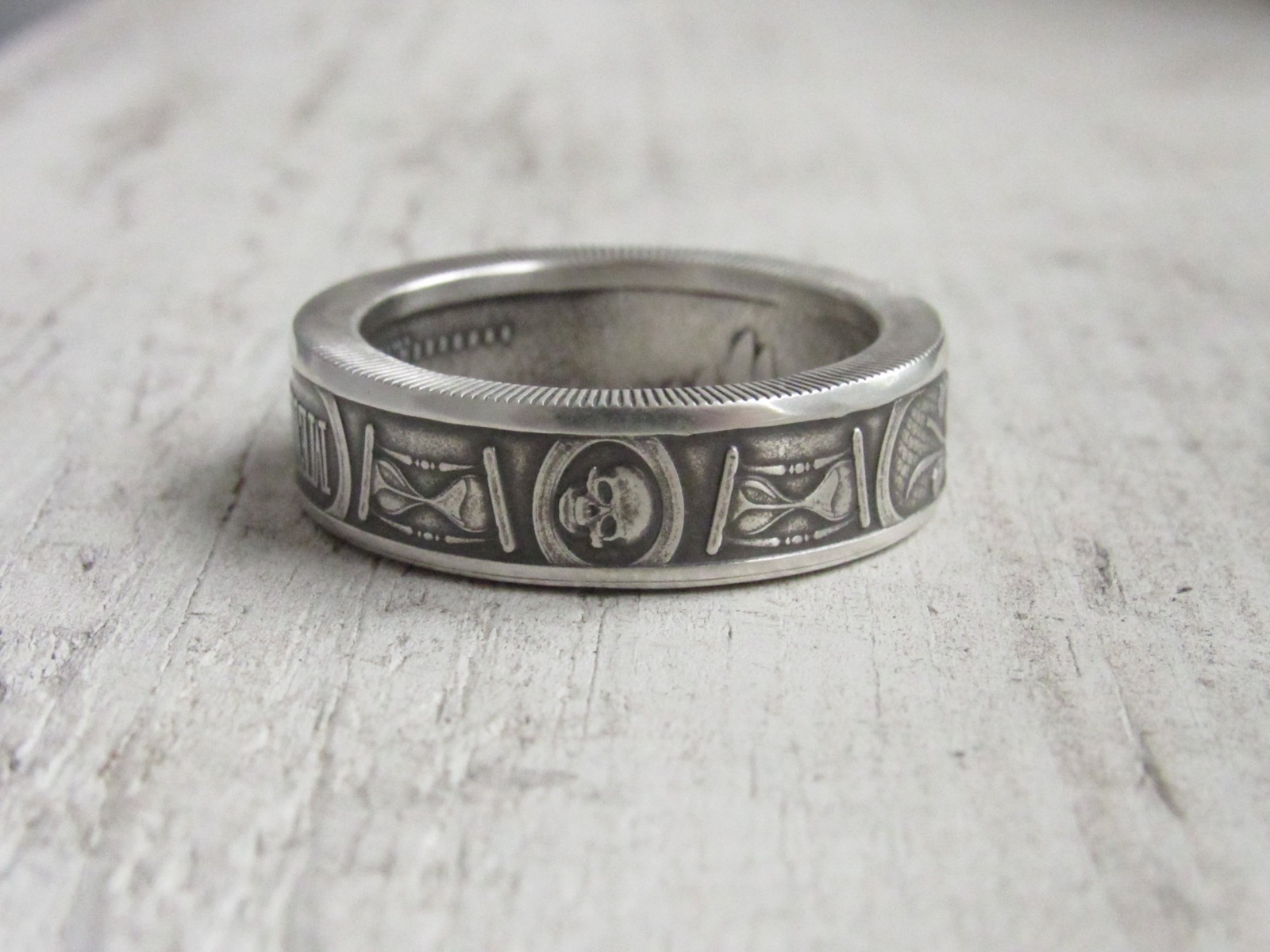 Memento Mori Coin Ring – Memento Mori – Memento Mori Souvenir – 999 Fine Silver