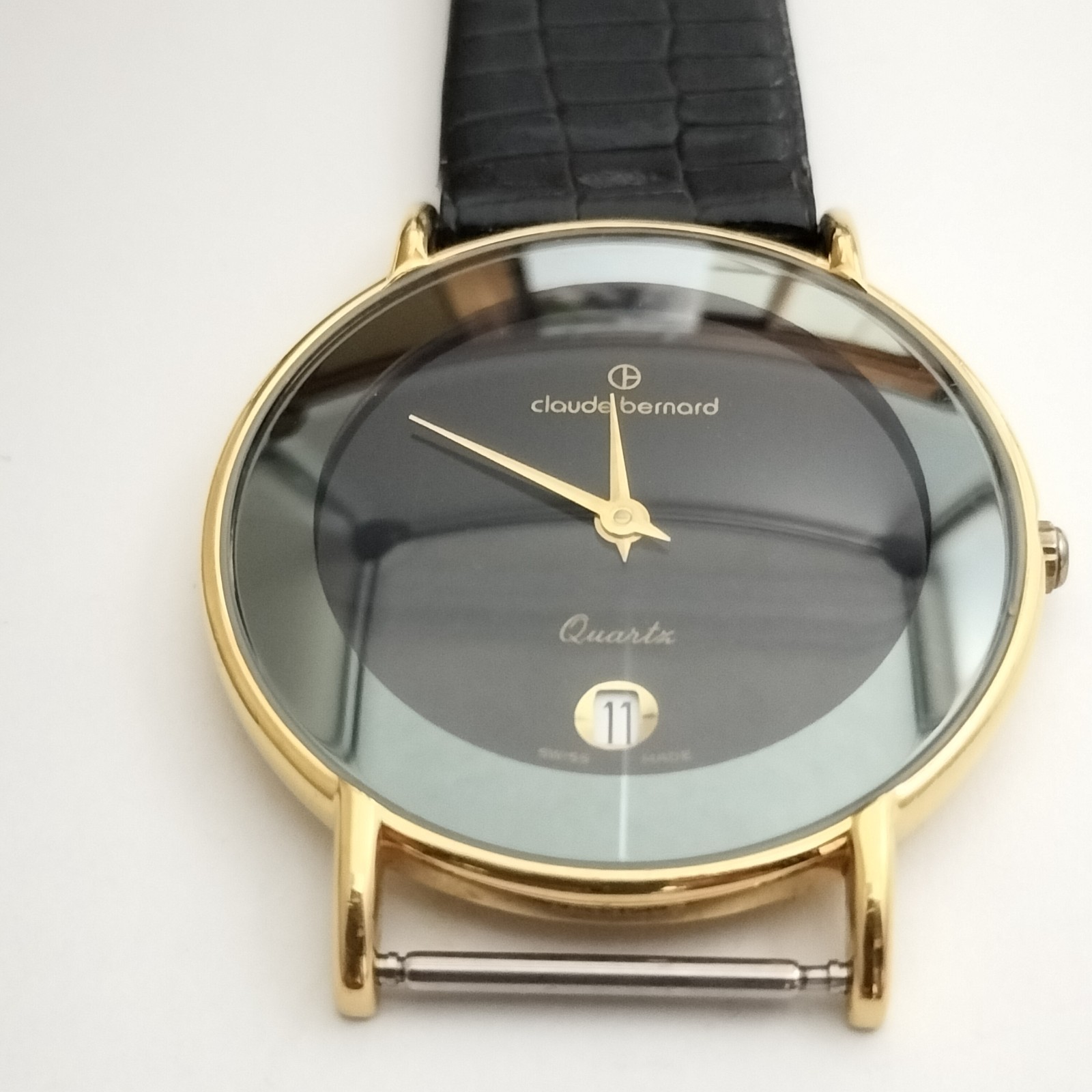 Claude Bernard Swiss Made Watch ETA 955.414 Date Black Gold Luxury Extra Strap