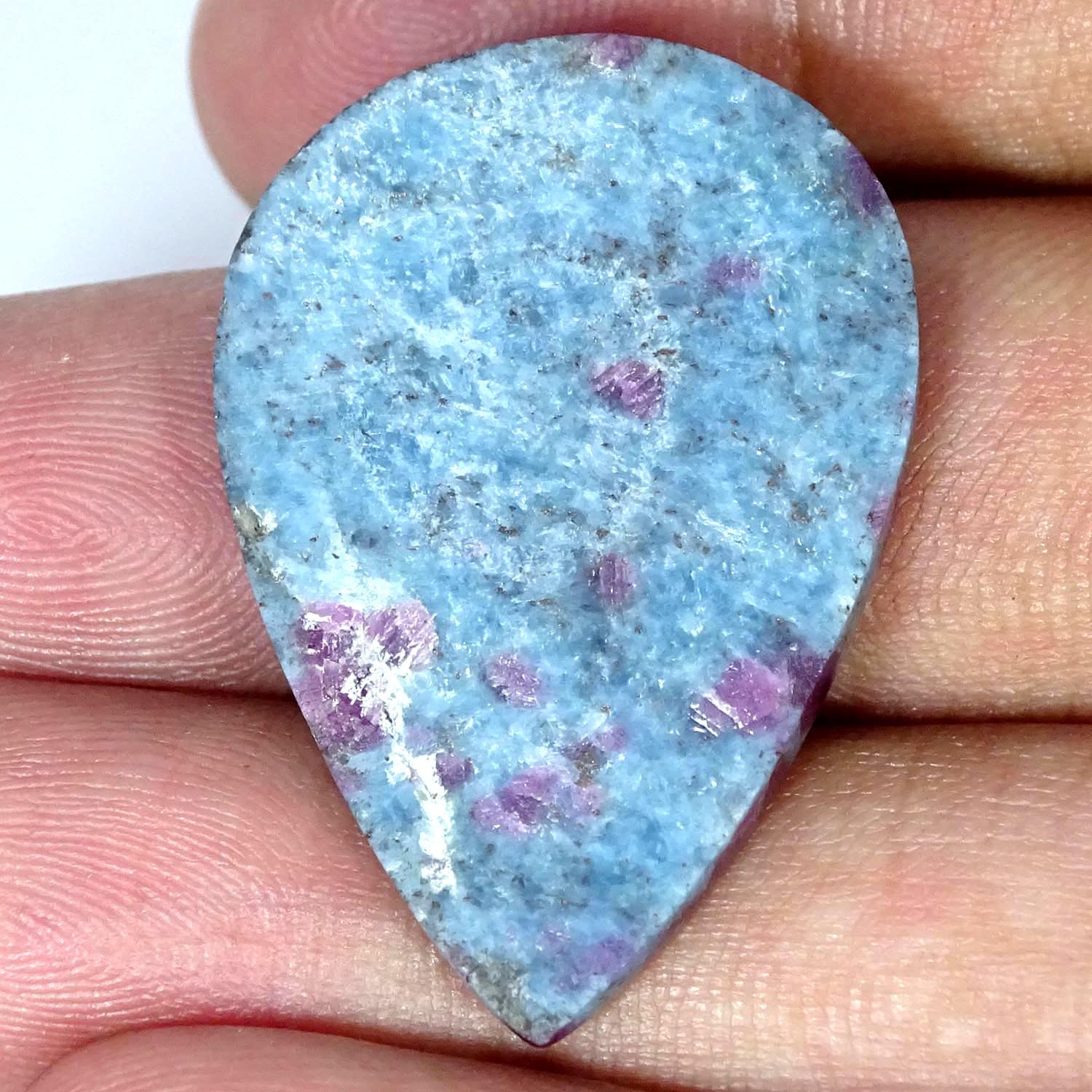 39.20Cts 100% Natural Ruby Kyanite Pear Cabochon Gemstone 23X35X4MM