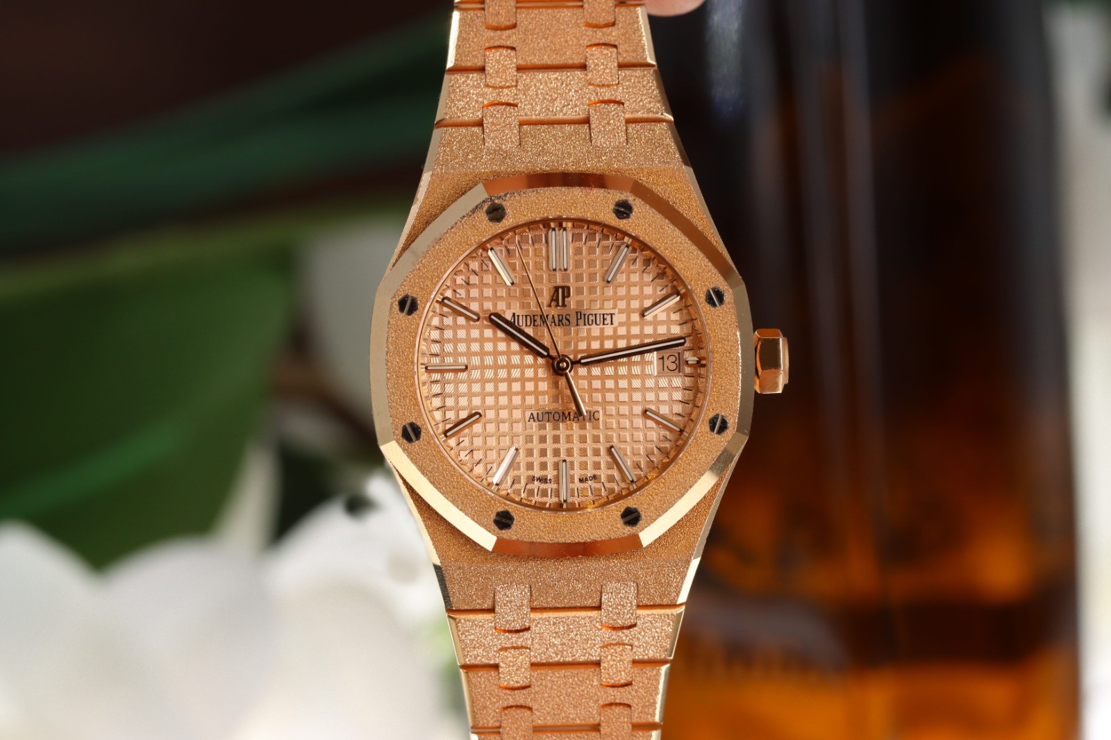 Audemars Piguet Royal Oak 37mm Automatic Frosted Pink Gold 15454OR.GG.1259OR.03